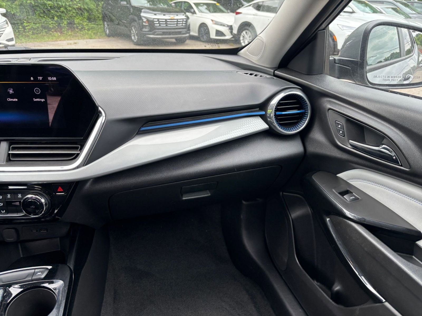 Thumbnail: 2025 Chevrolet Trax - 34