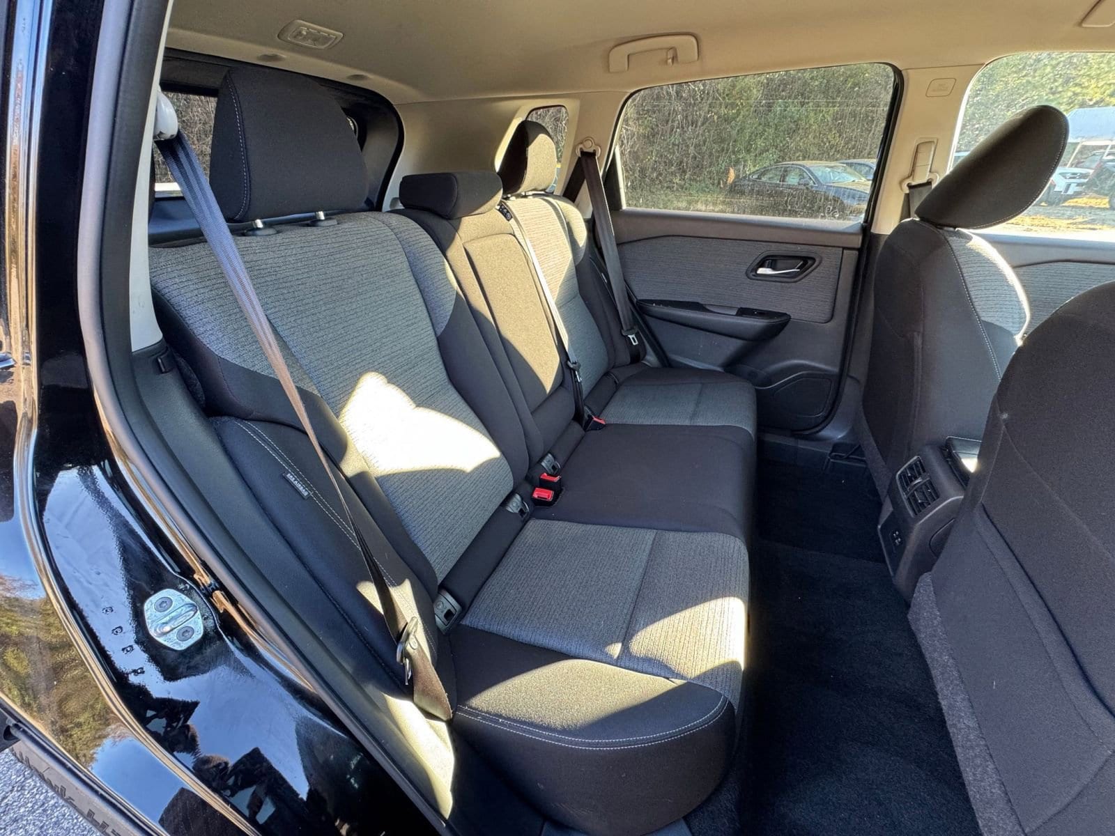 Thumbnail: 2023 Nissan Rogue - 34