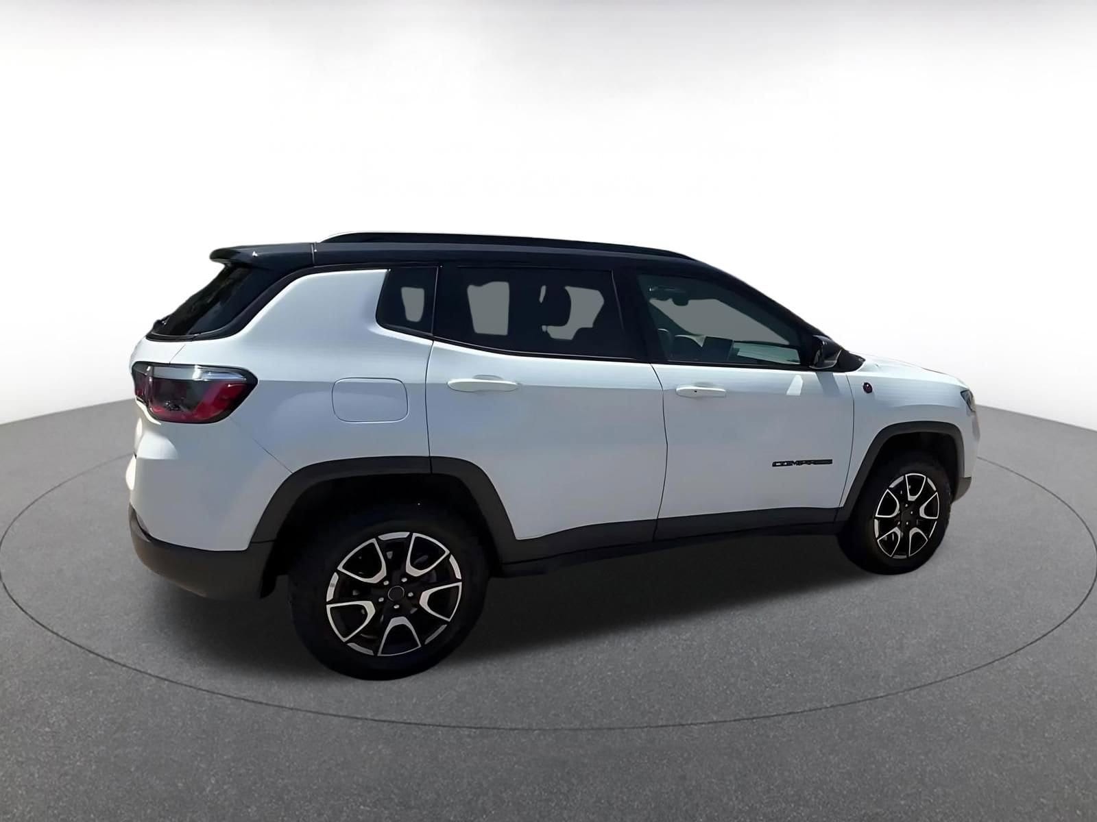 Thumbnail: 2025 Jeep Compass - 15