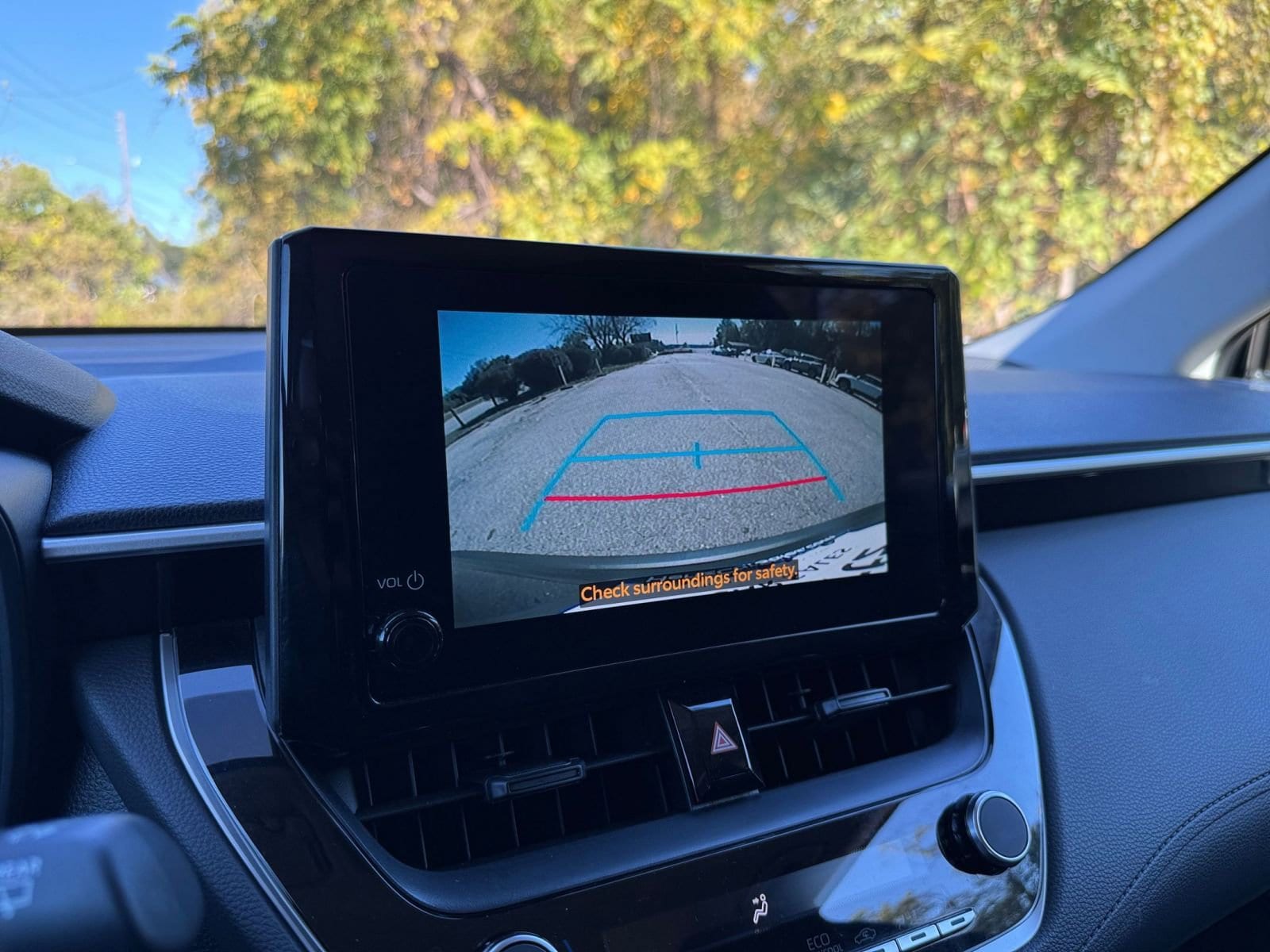 Thumbnail: 2025 Toyota Corolla Cross - 17