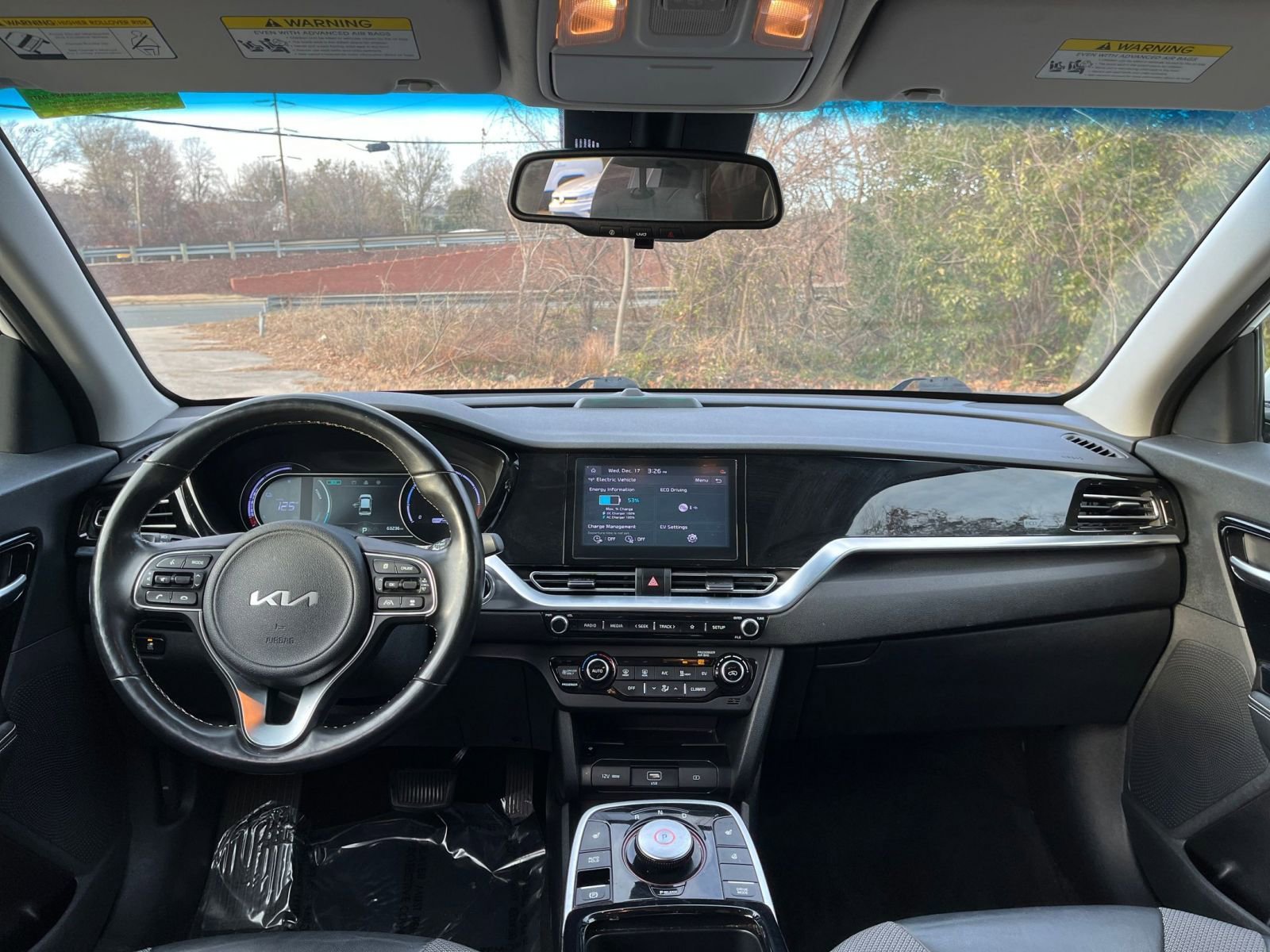 Thumbnail: 2022 Kia Niro - 33