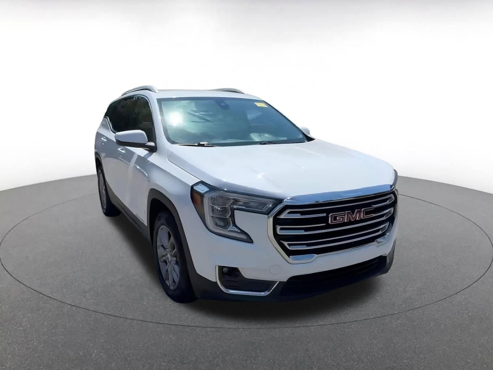 Thumbnail: 2023 GMC Terrain - 3