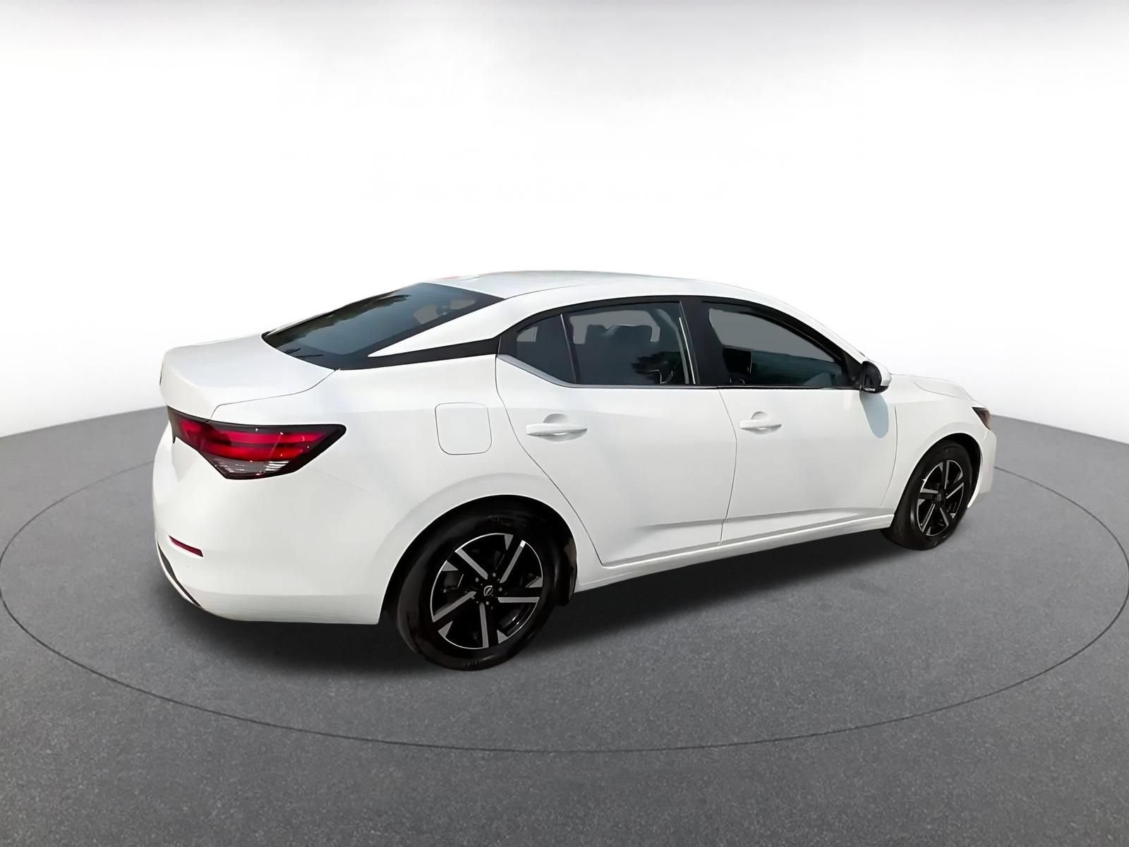 Thumbnail: 2025 Nissan Sentra - 14