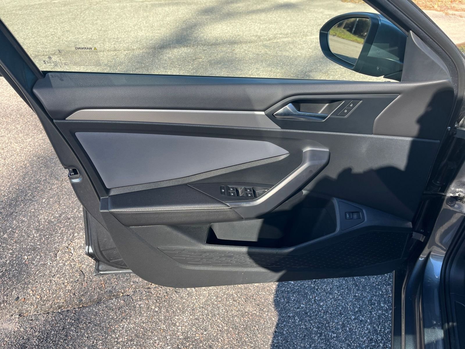 Thumbnail: 2025 Volkswagen Jetta - 18