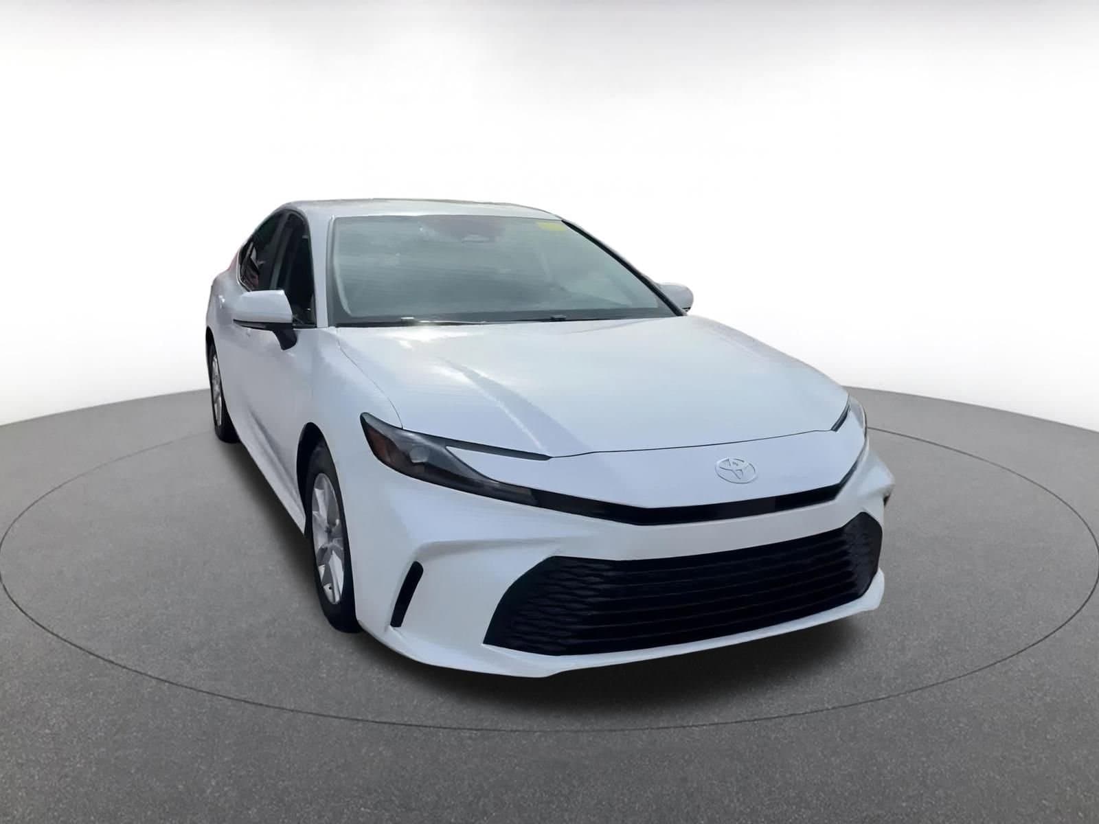 Thumbnail: 2025 Toyota Camry - 3