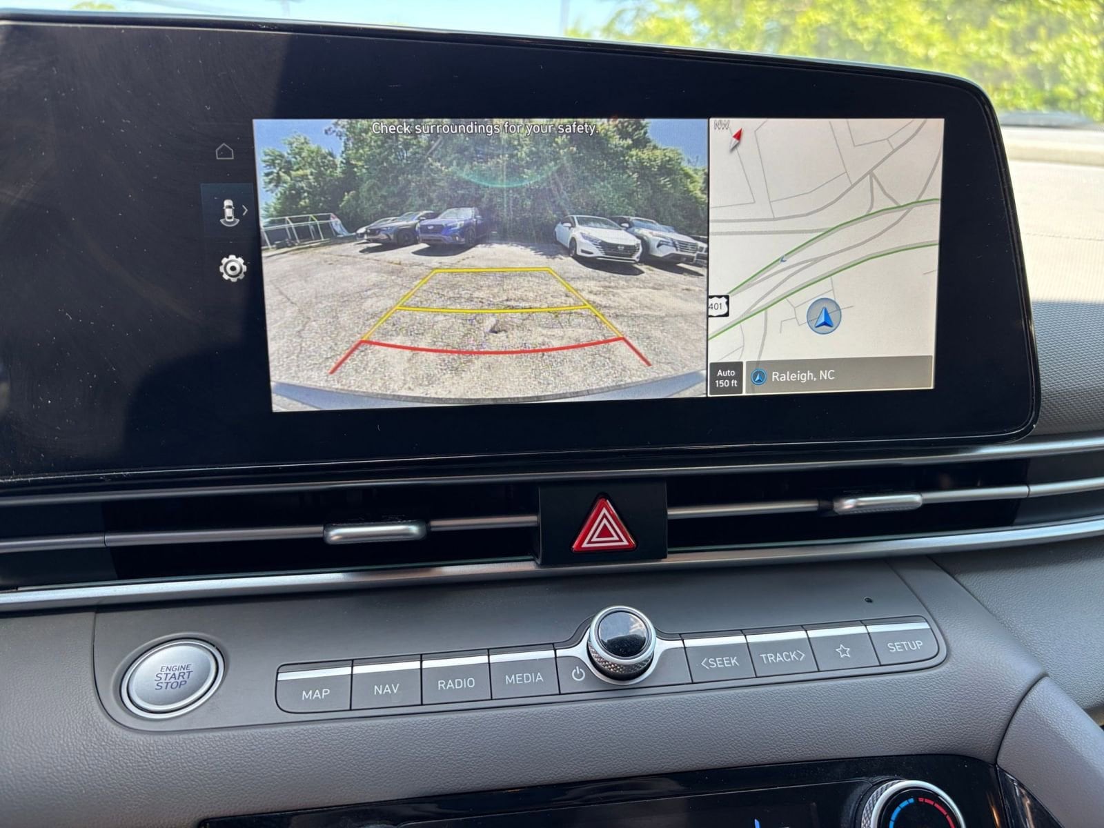 Thumbnail: 2025 Hyundai Elantra - 17