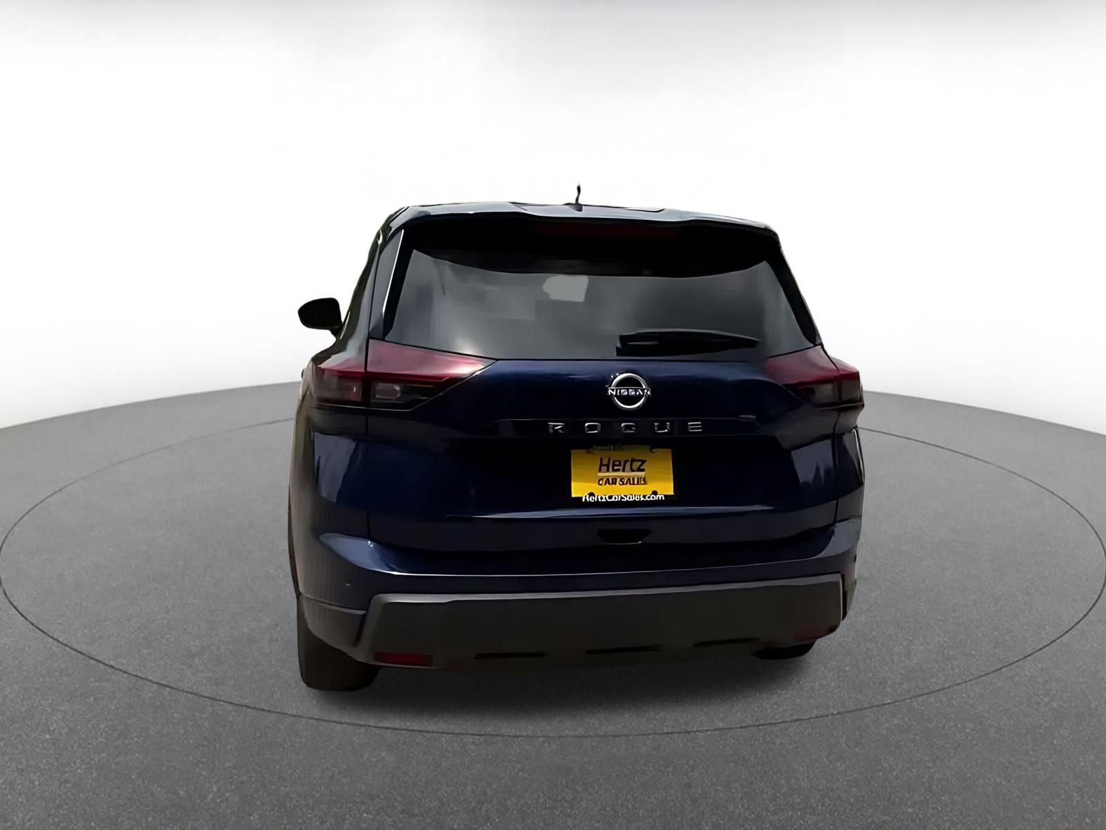 Thumbnail: 2025 Nissan Rogue - 9