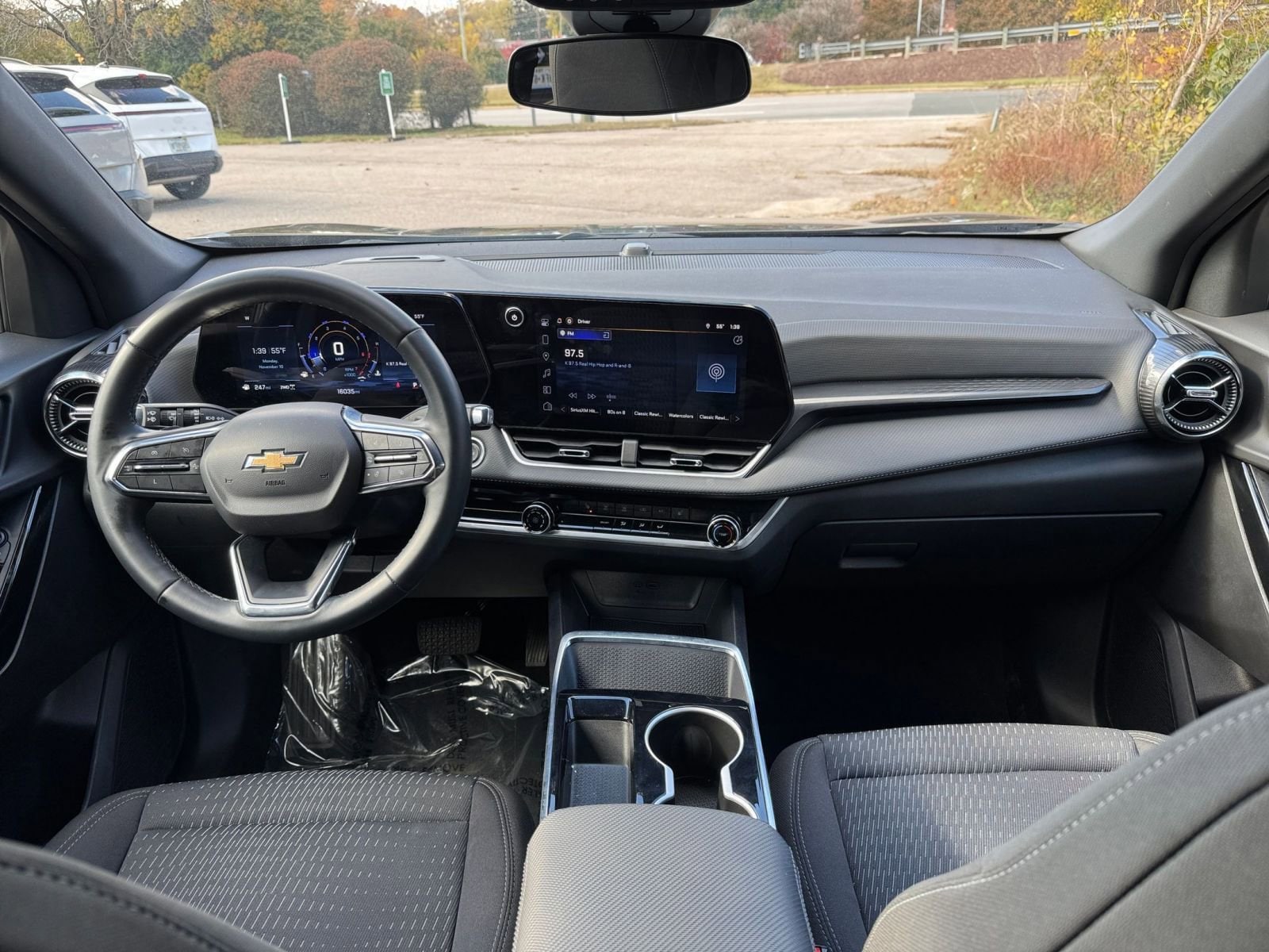 Thumbnail: 2025 Chevrolet Equinox - 28