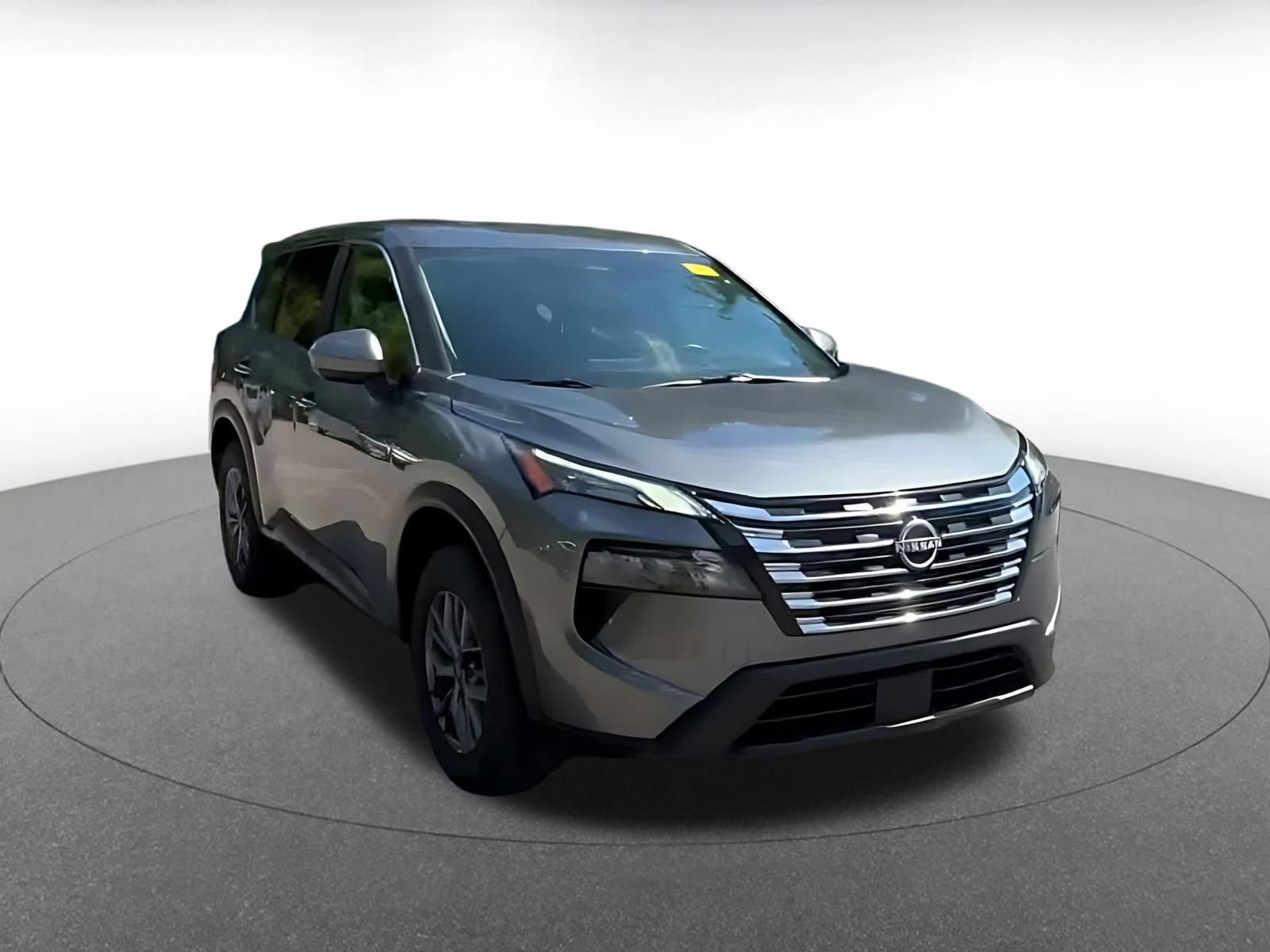 Thumbnail: 2026 Nissan Rogue - 3