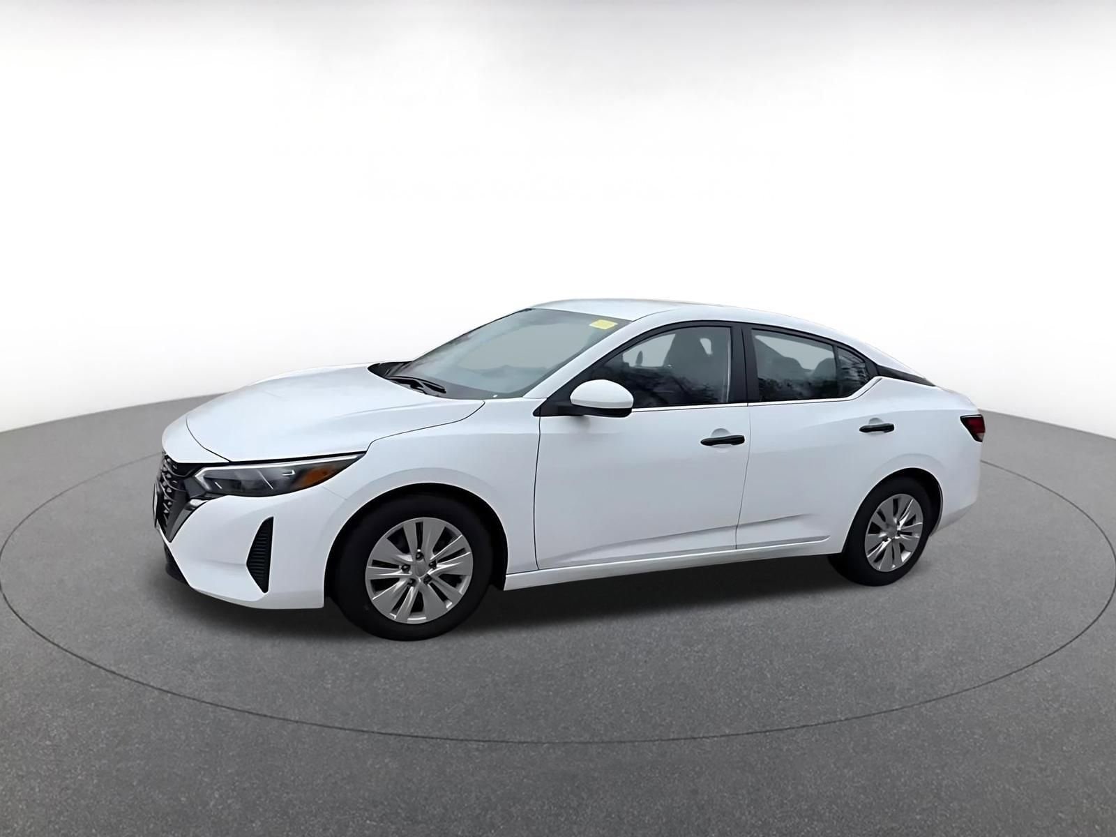 Thumbnail: 2025 Nissan Sentra - 8