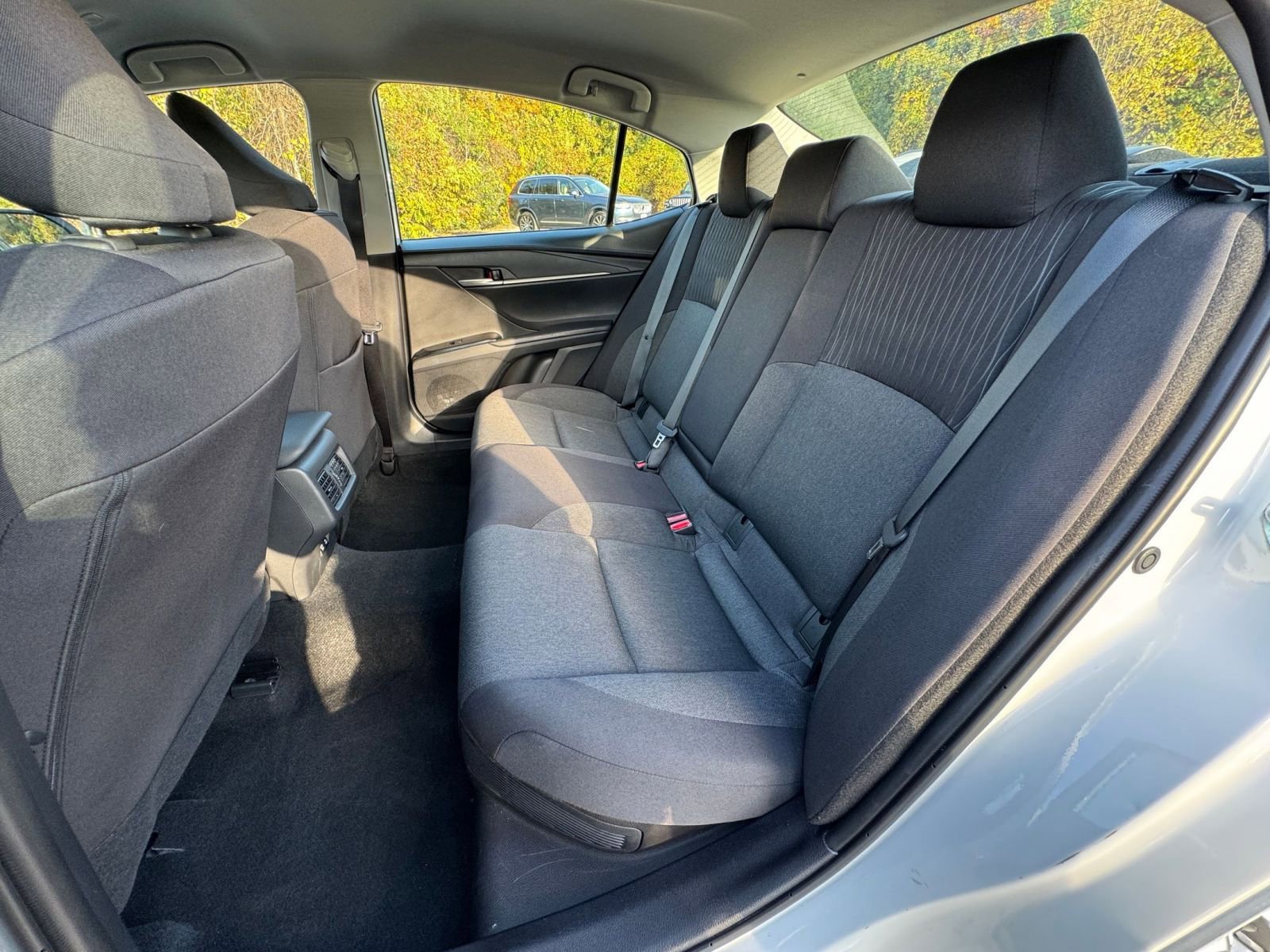 Thumbnail: 2025 Toyota Camry - 32