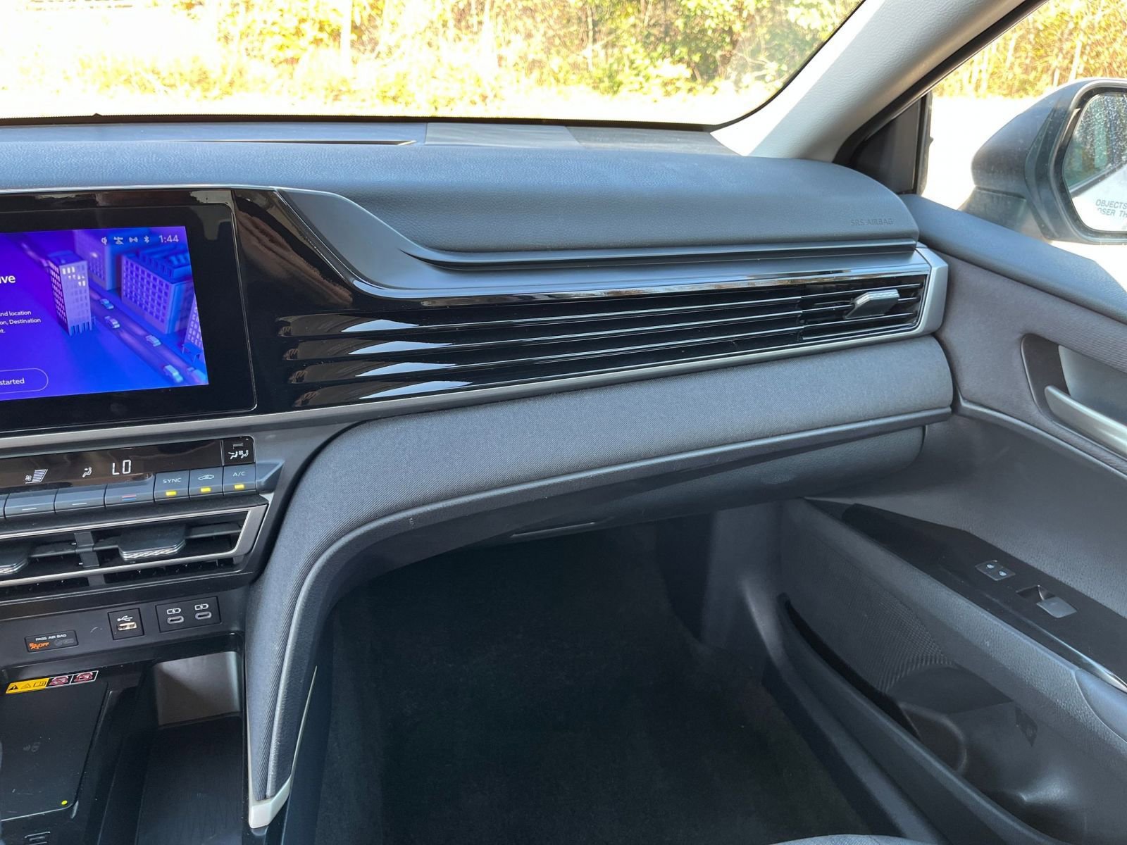 Thumbnail: 2025 Toyota Camry - 30