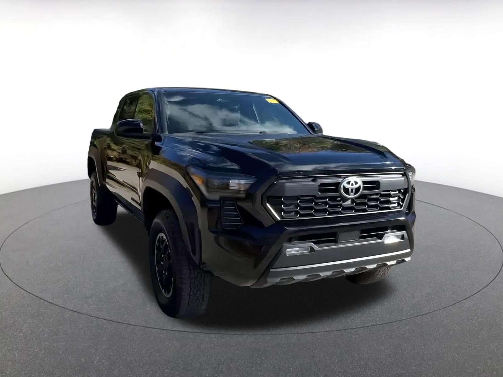 Thumbnail: 2025 Toyota Tacoma - 3