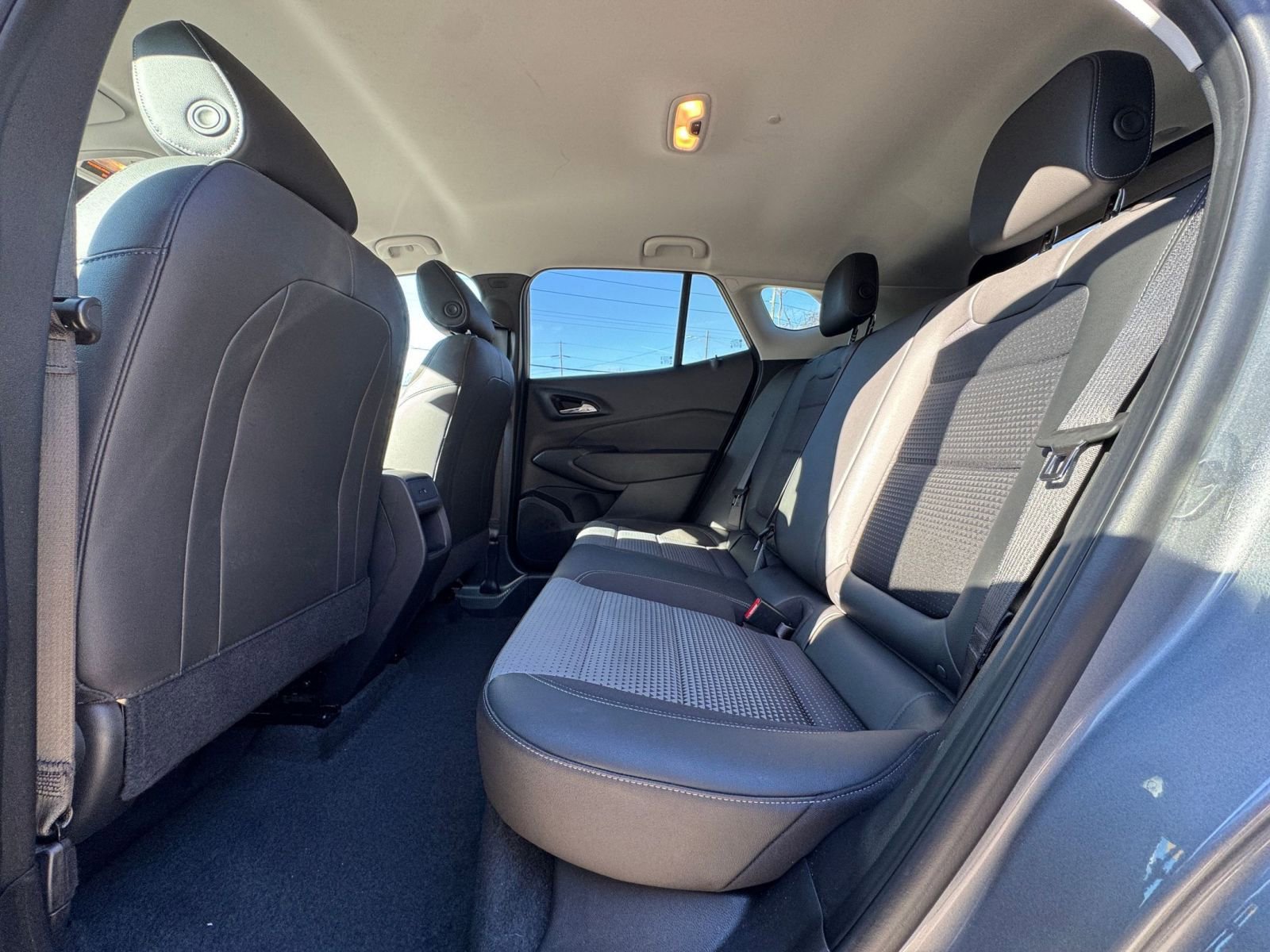 Thumbnail: 2025 Chevrolet Trax - 21