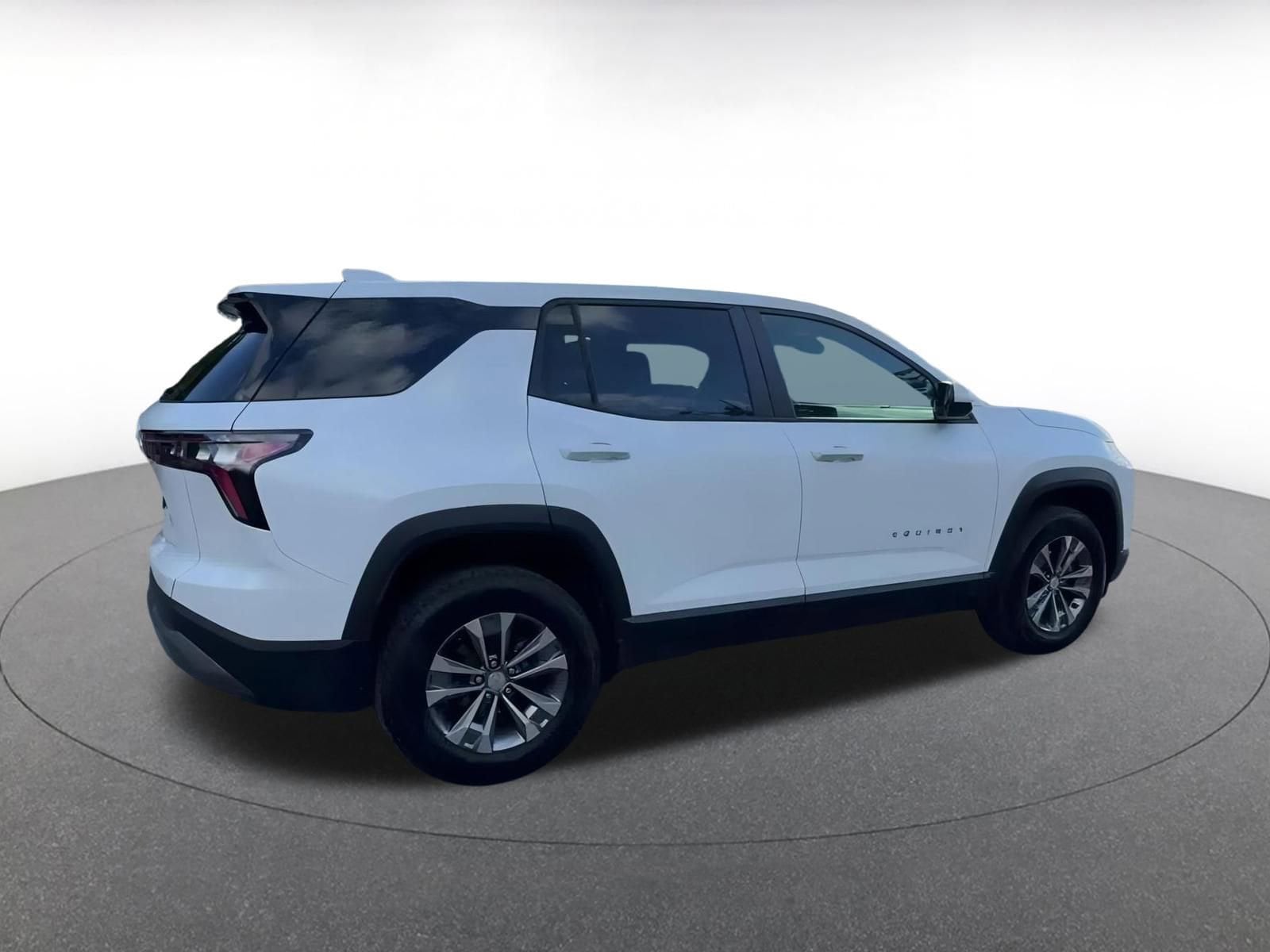 Thumbnail: 2025 Chevrolet Equinox - 15