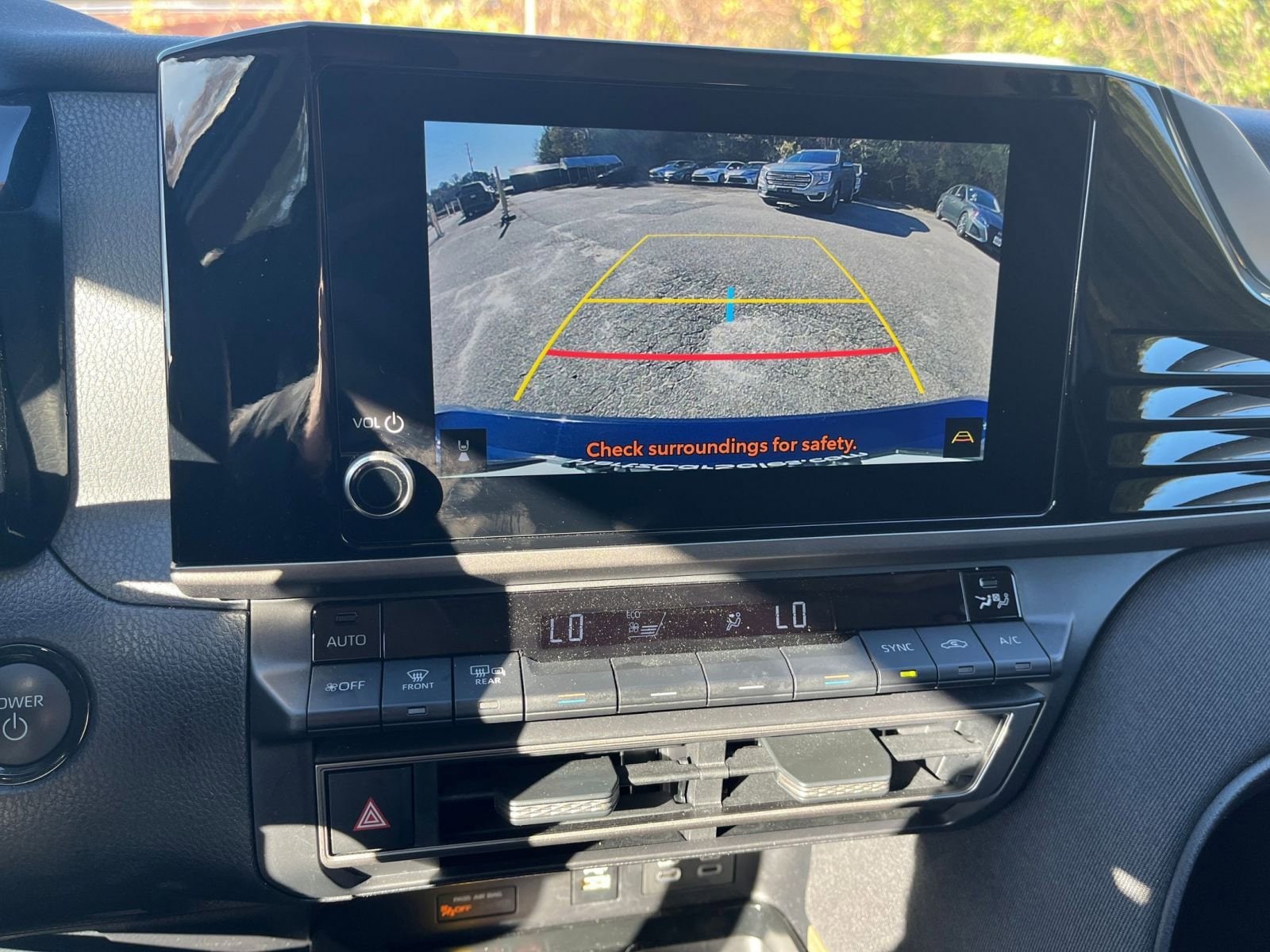 Thumbnail: 2025 Toyota Camry - 17