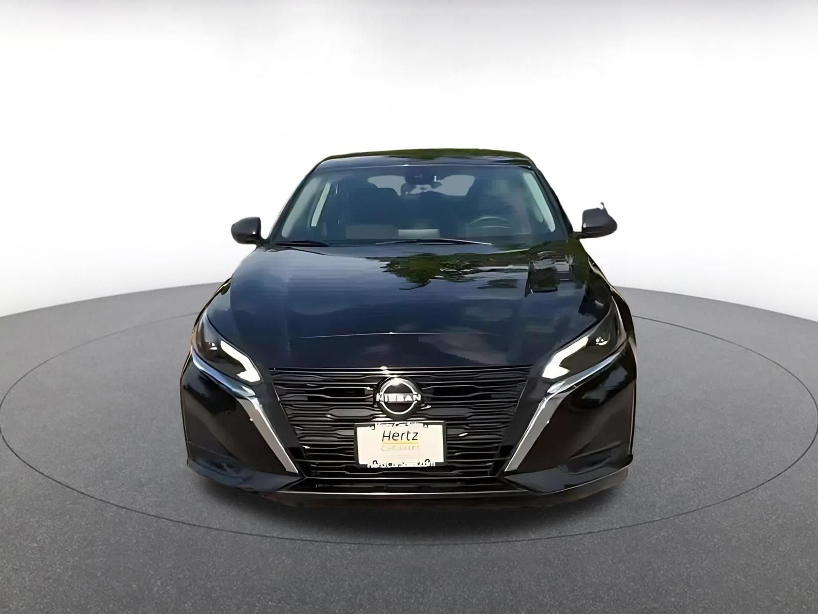 Thumbnail: 2025 Nissan Altima - 4