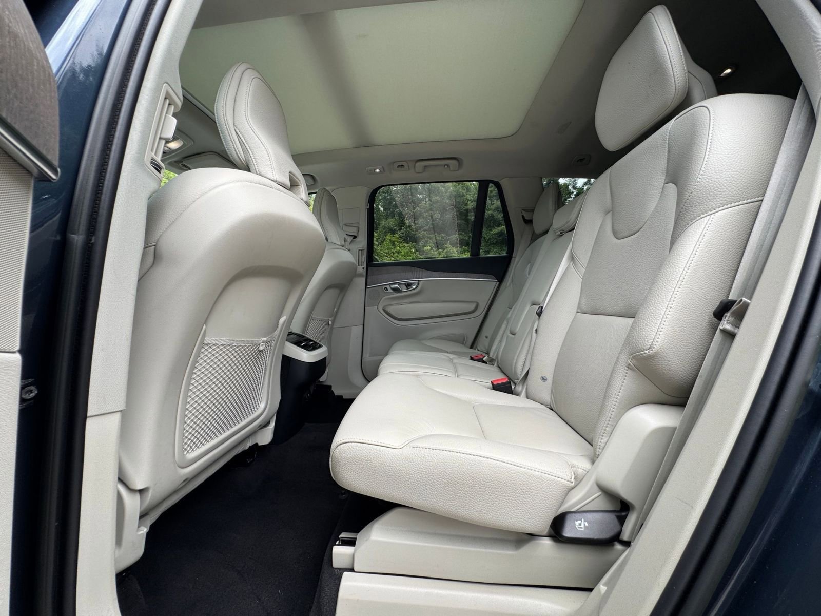 Thumbnail: 2023 Volvo XC90 - 21