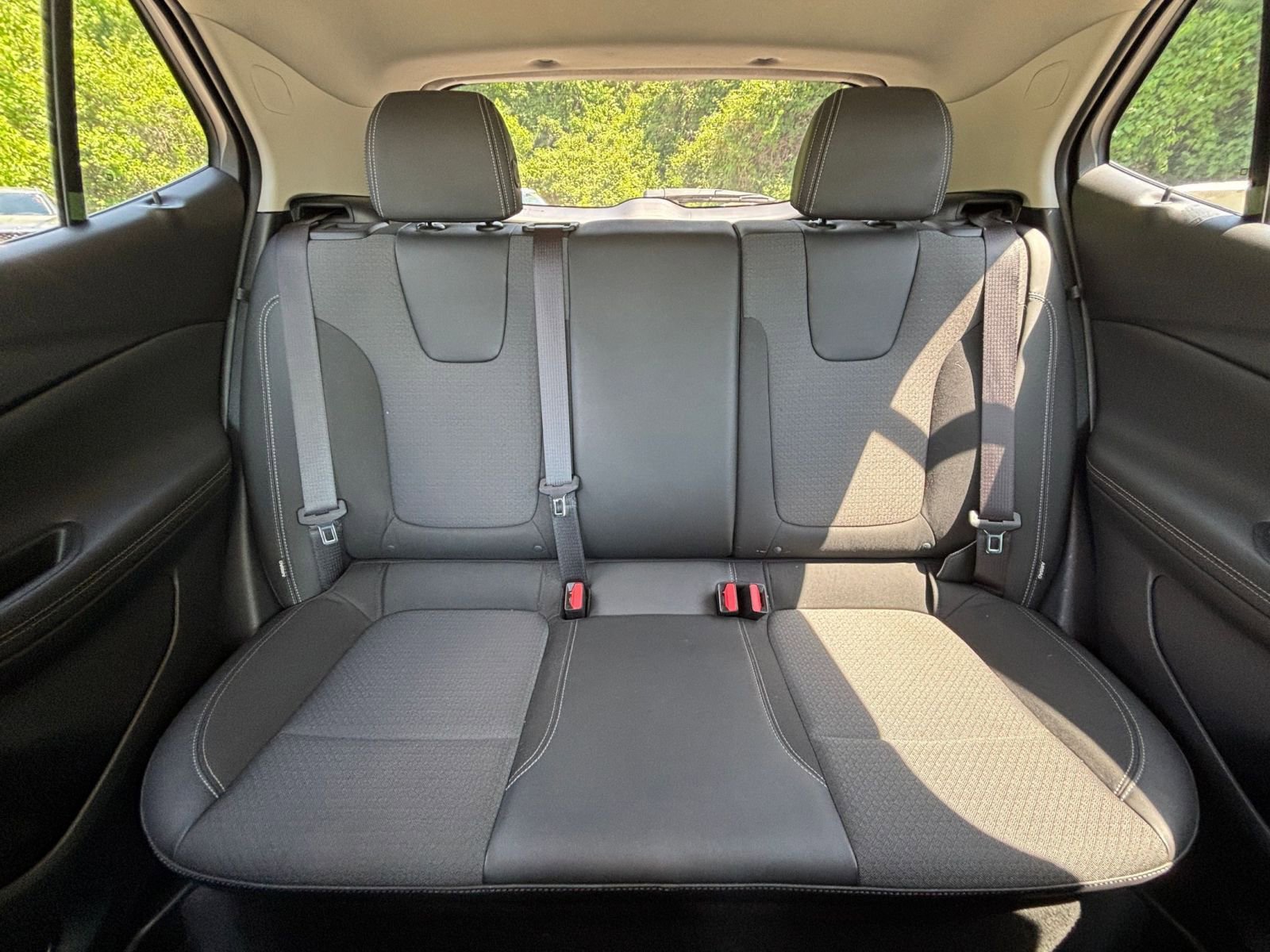 Thumbnail: 2025 Buick Encore GX - 34