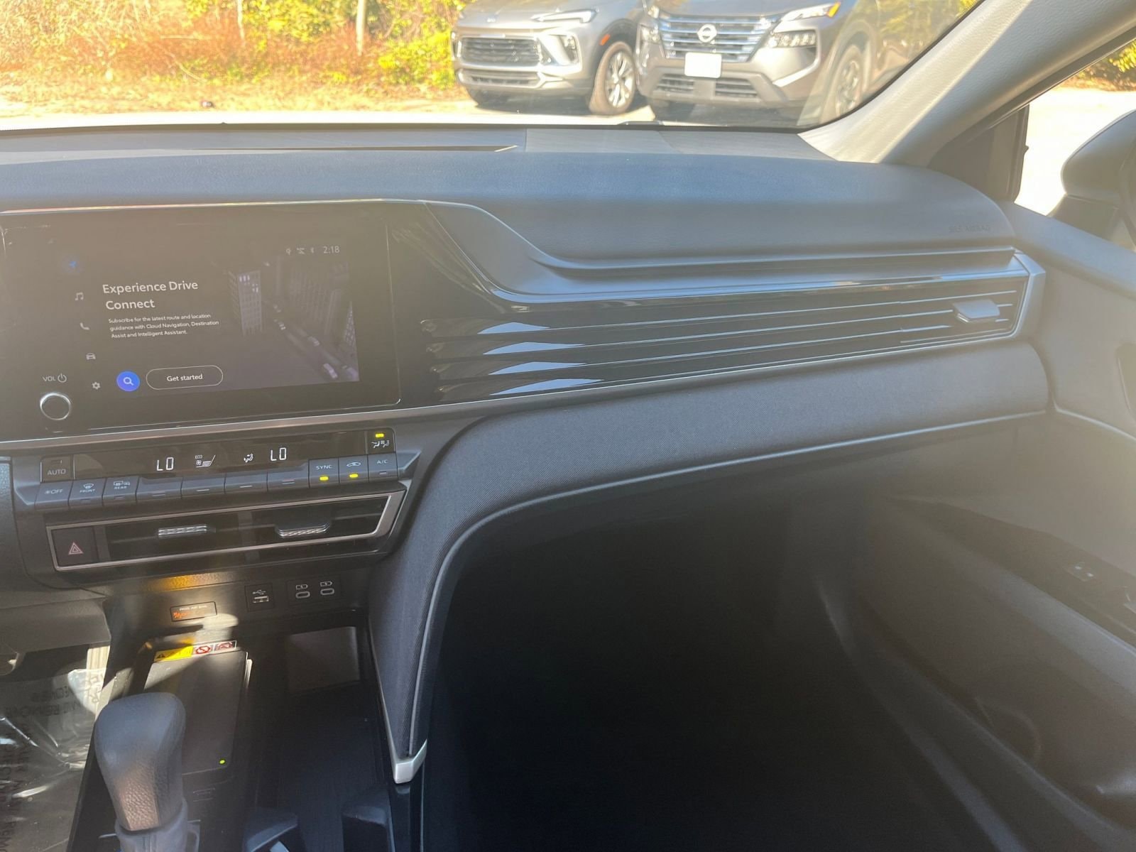 Thumbnail: 2025 Toyota Camry - 30