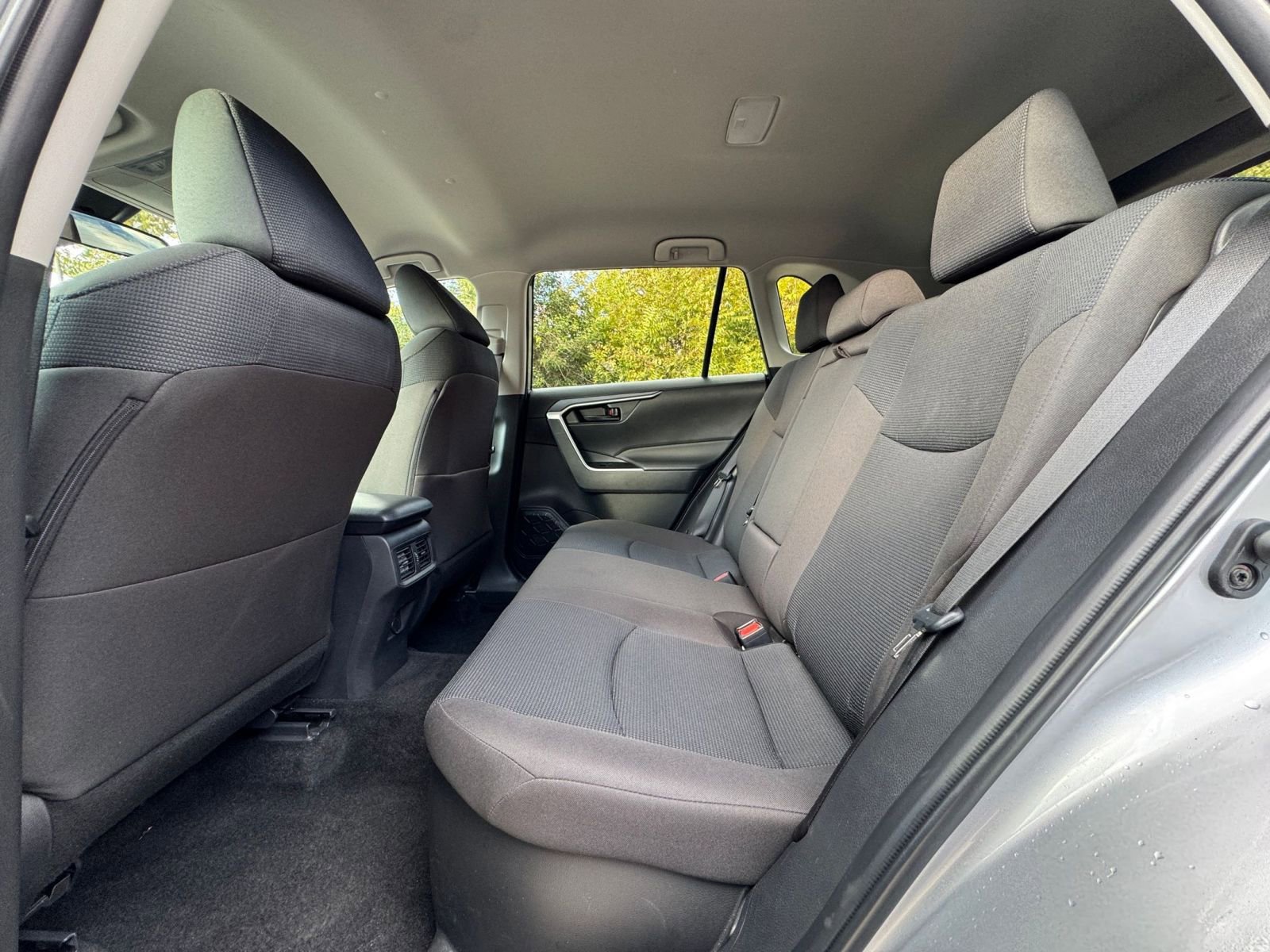 Thumbnail: 2025 Toyota RAV4 - 21