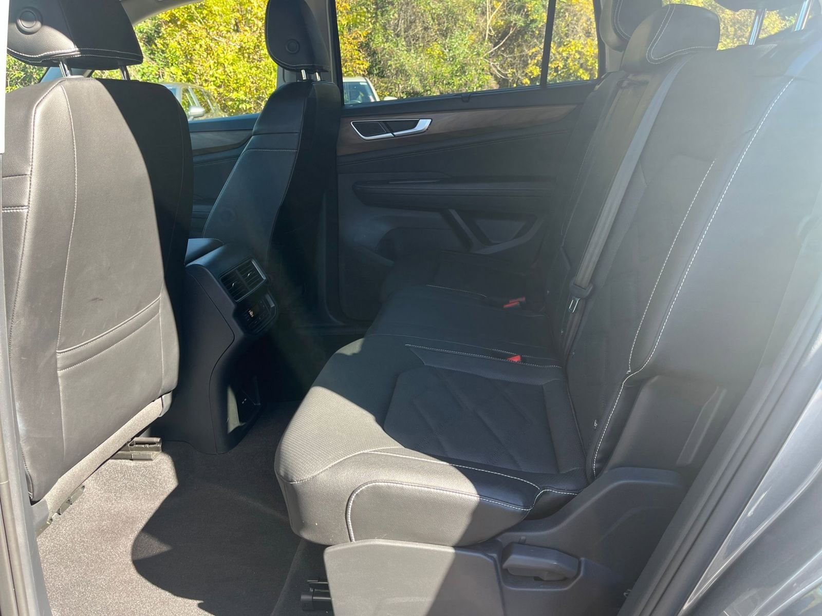 Thumbnail: 2025 Volkswagen Atlas - 28