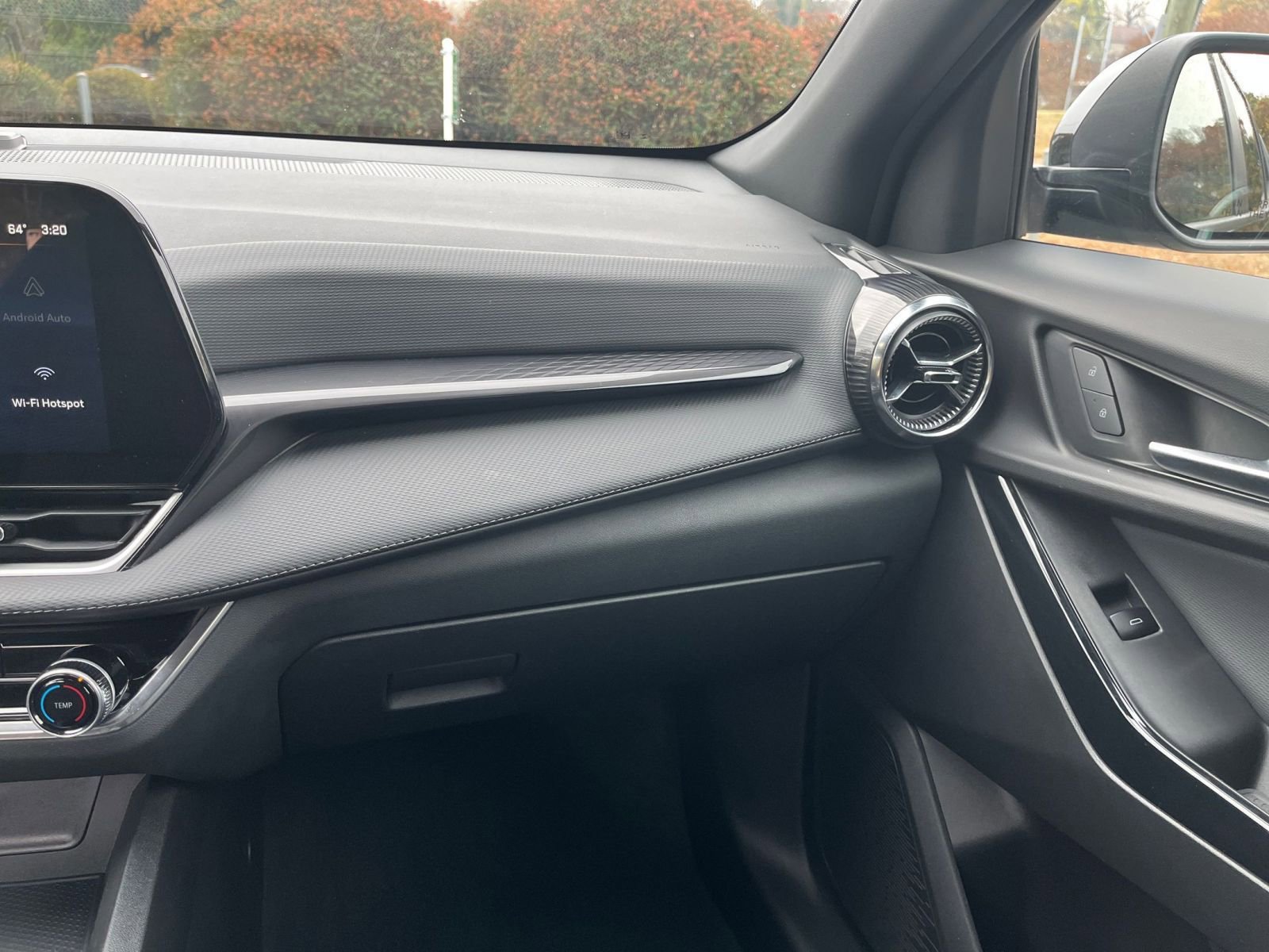 Thumbnail: 2025 Chevrolet Equinox - 30