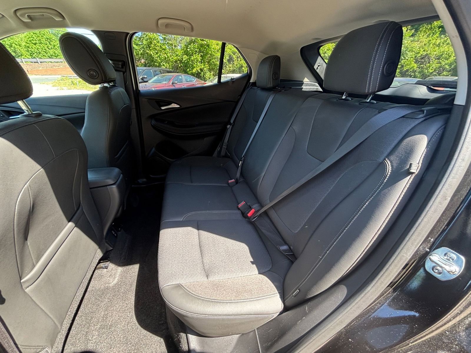 Thumbnail: 2025 Buick Encore GX - 33