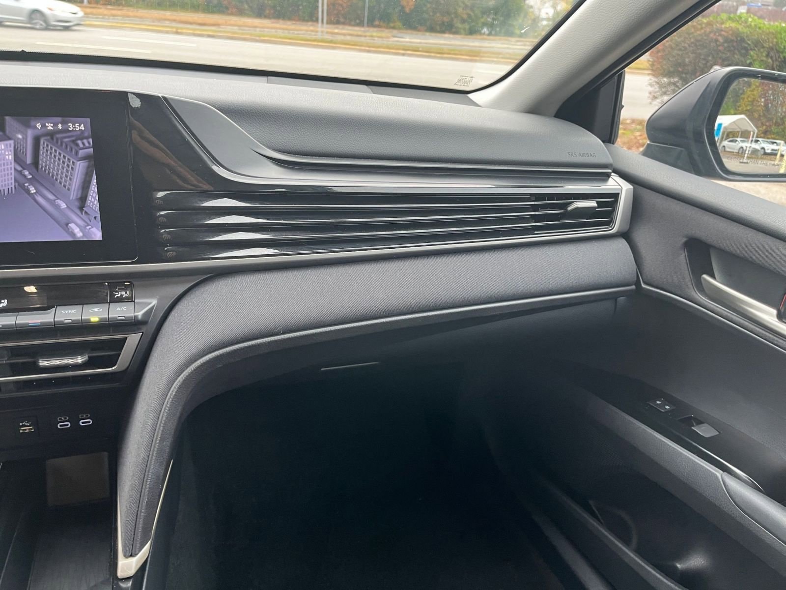 Thumbnail: 2025 Toyota Camry - 30