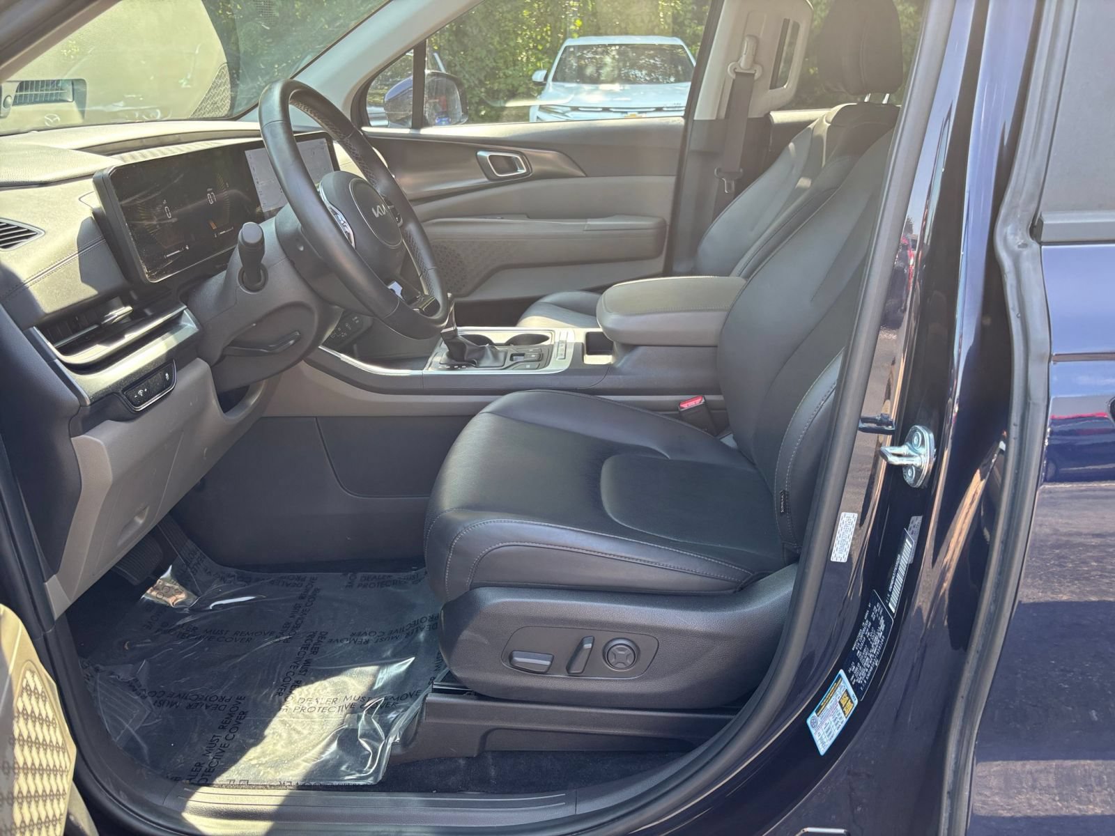 Thumbnail: 2026 Kia Carnival - 24