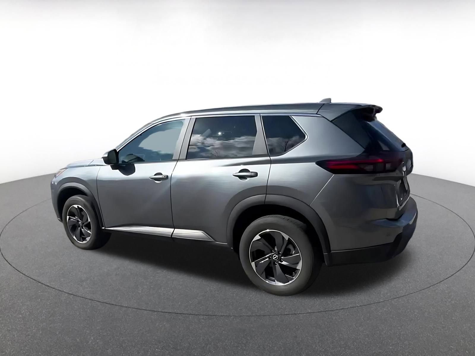 Thumbnail: 2025 Nissan Rogue - 16