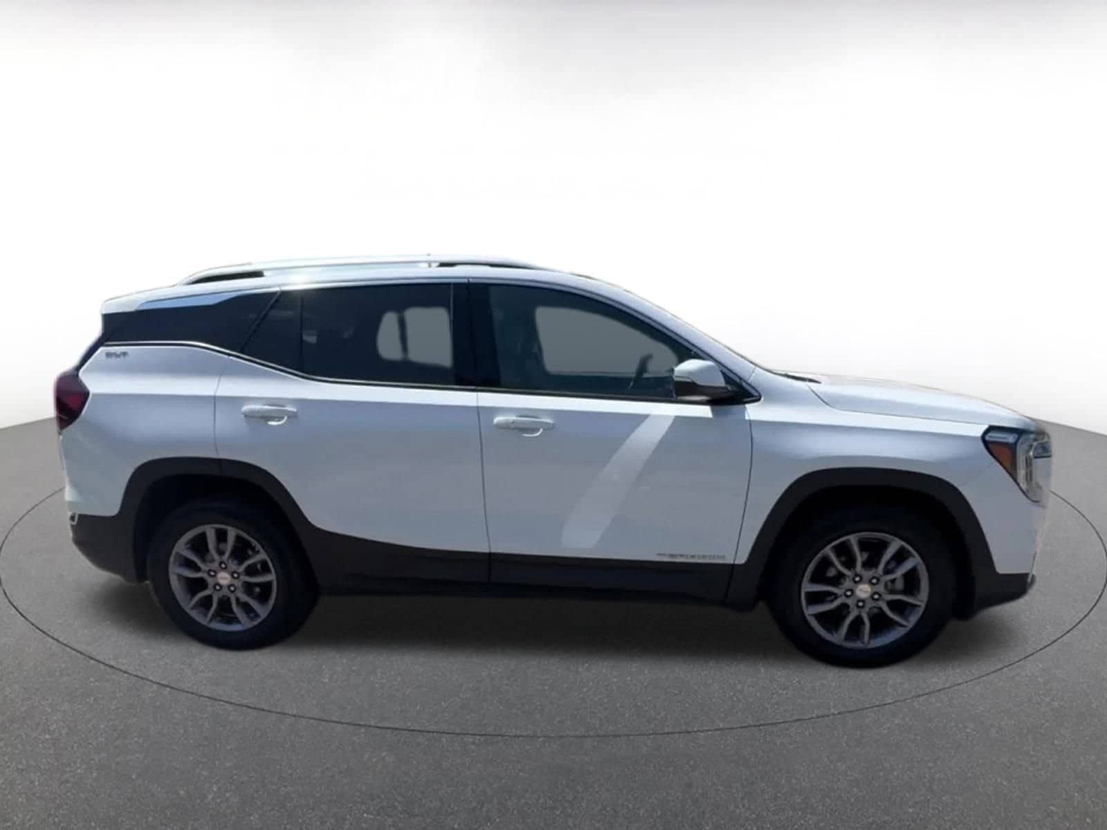Thumbnail: 2023 GMC Terrain - 16