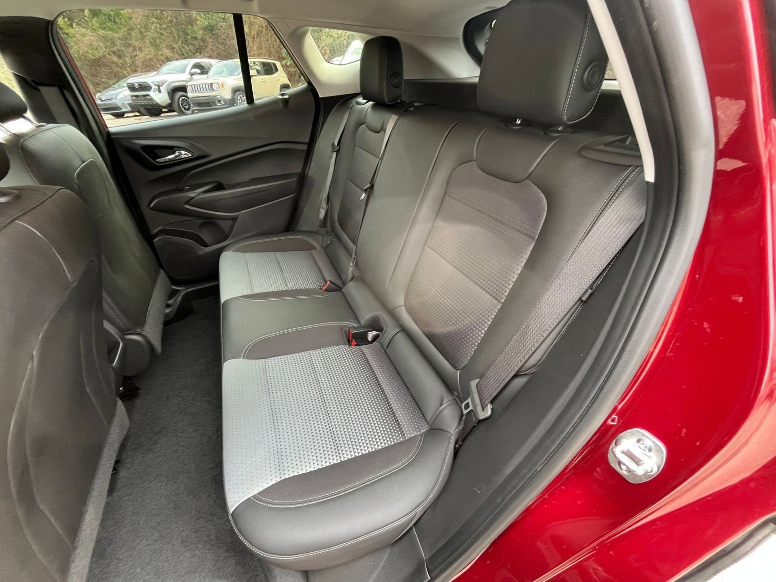 Thumbnail: 2025 Chevrolet Trax - 35