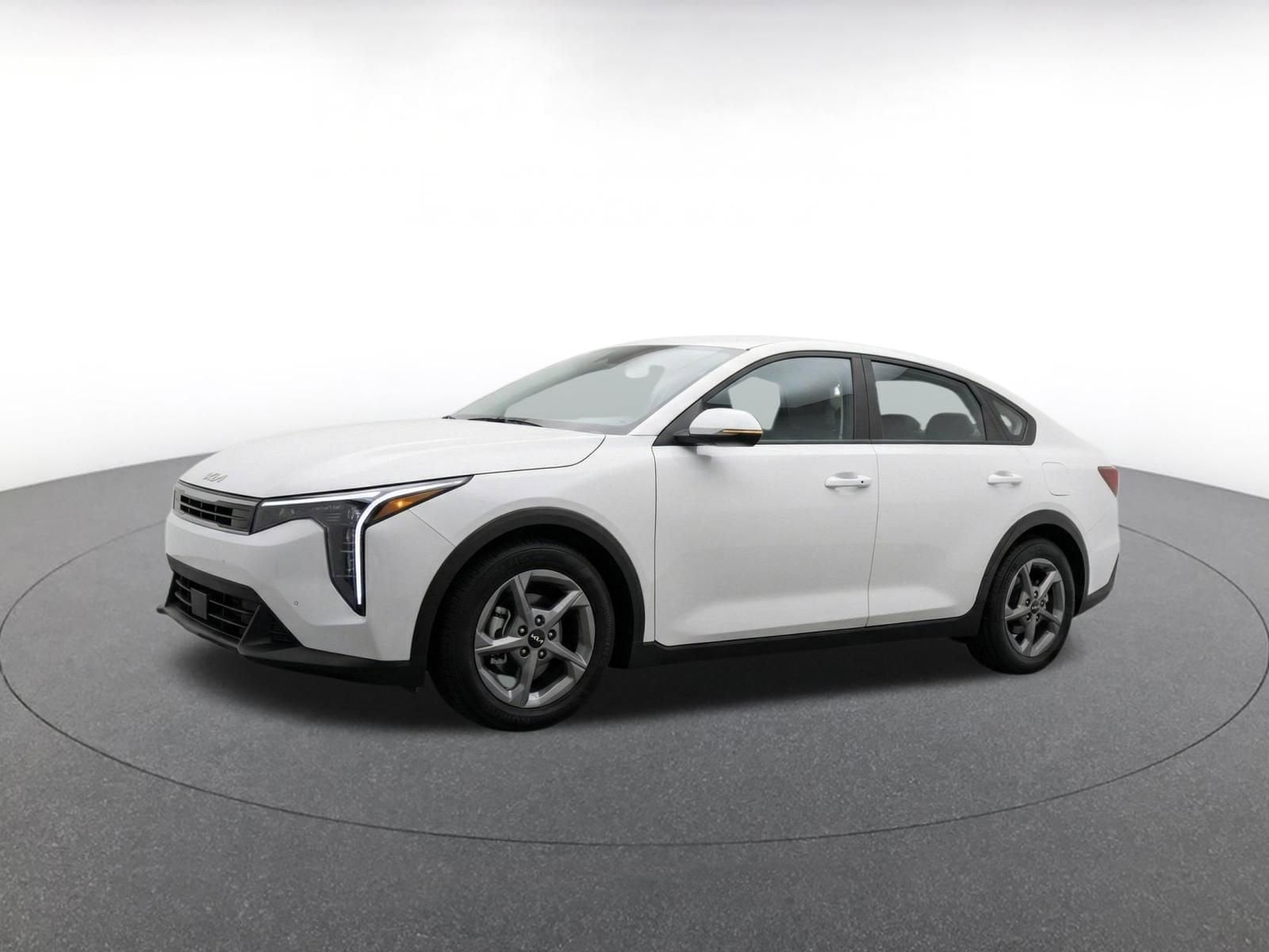 Thumbnail: 2025 Kia K4 - 3