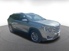 2024 GMC Terrain SLT -
                  Raleigh, NC