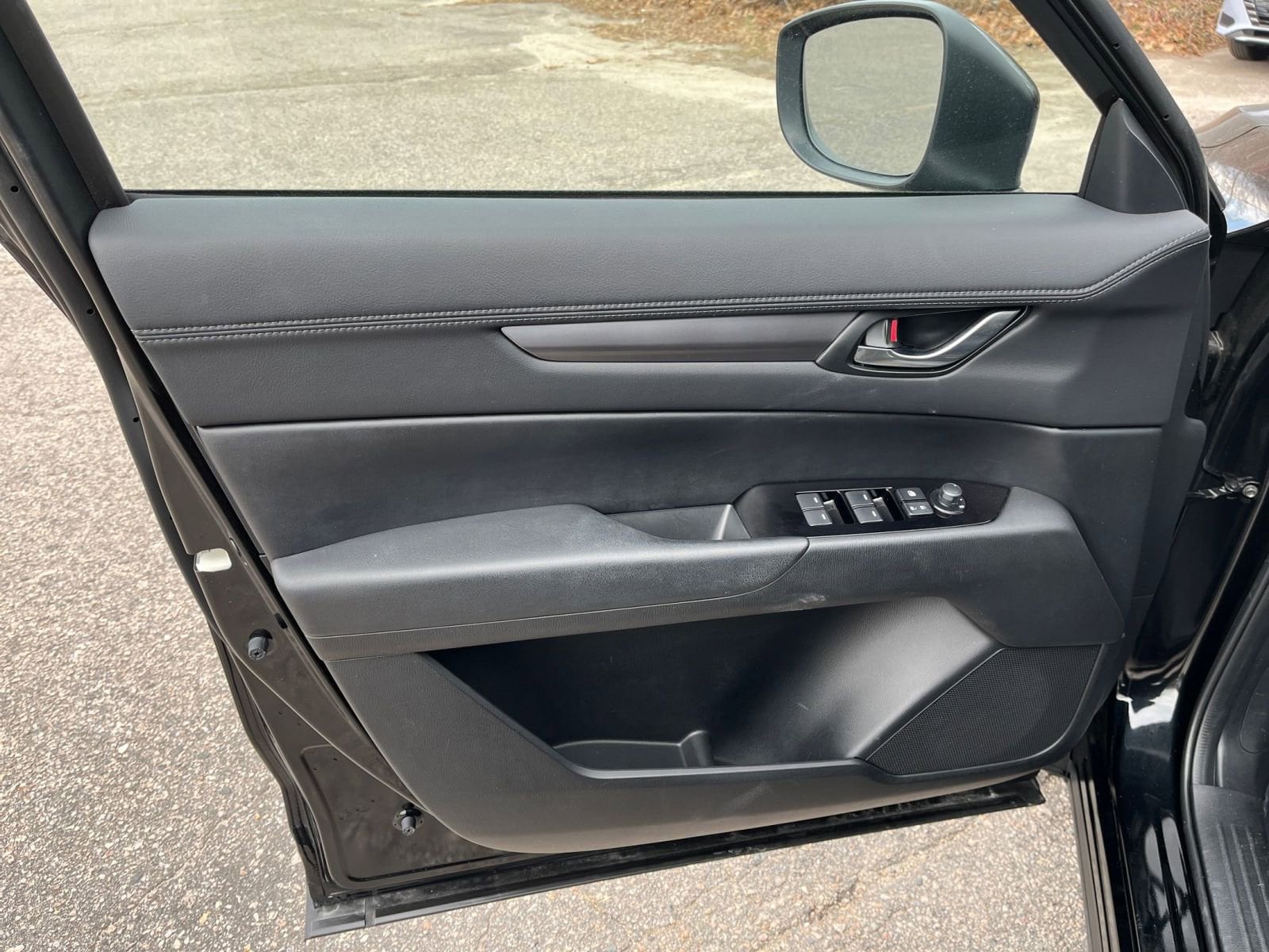 Thumbnail: 2025 Mazda CX-5 - 18