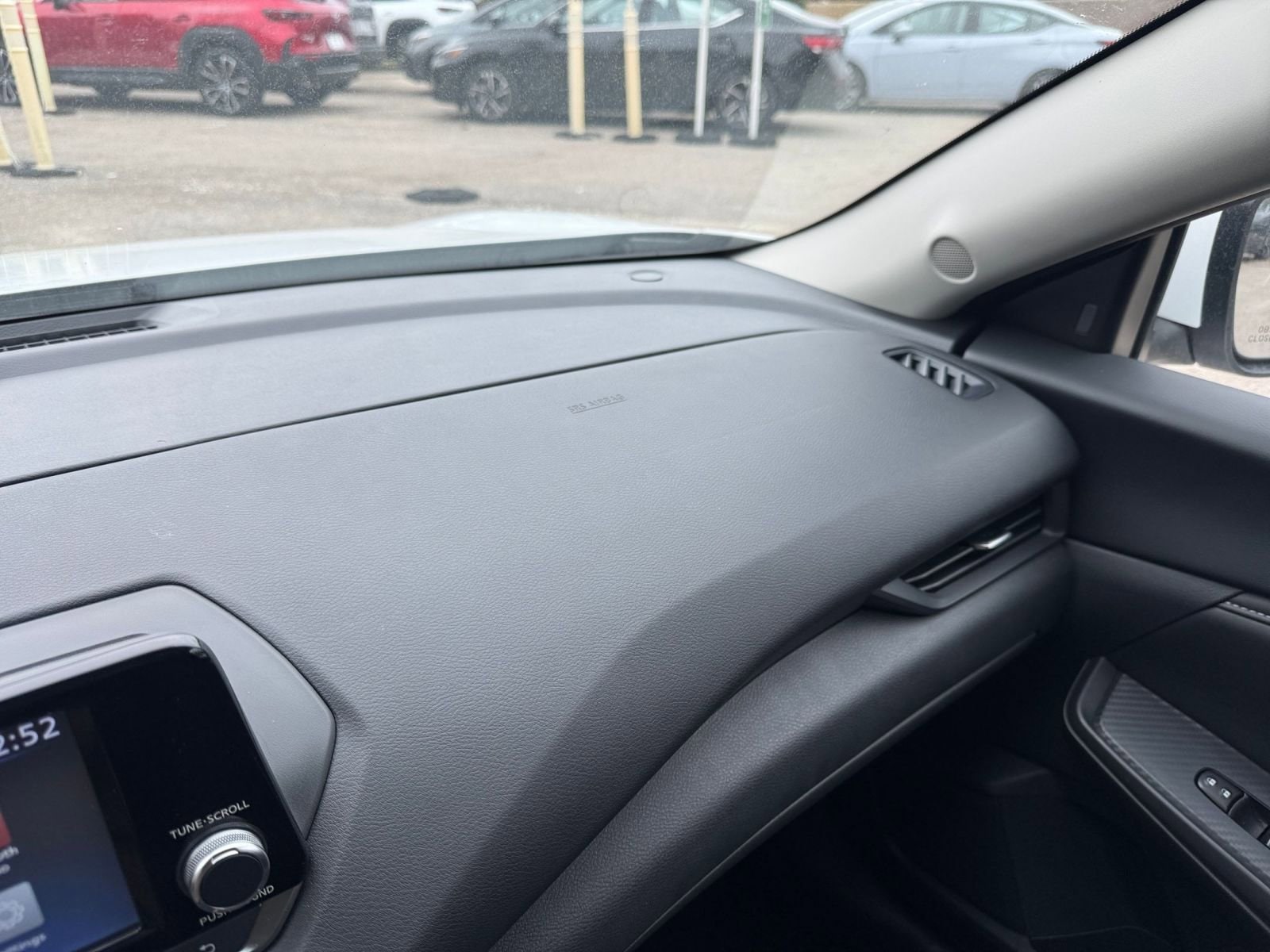 Thumbnail: 2025 Nissan Sentra - 31