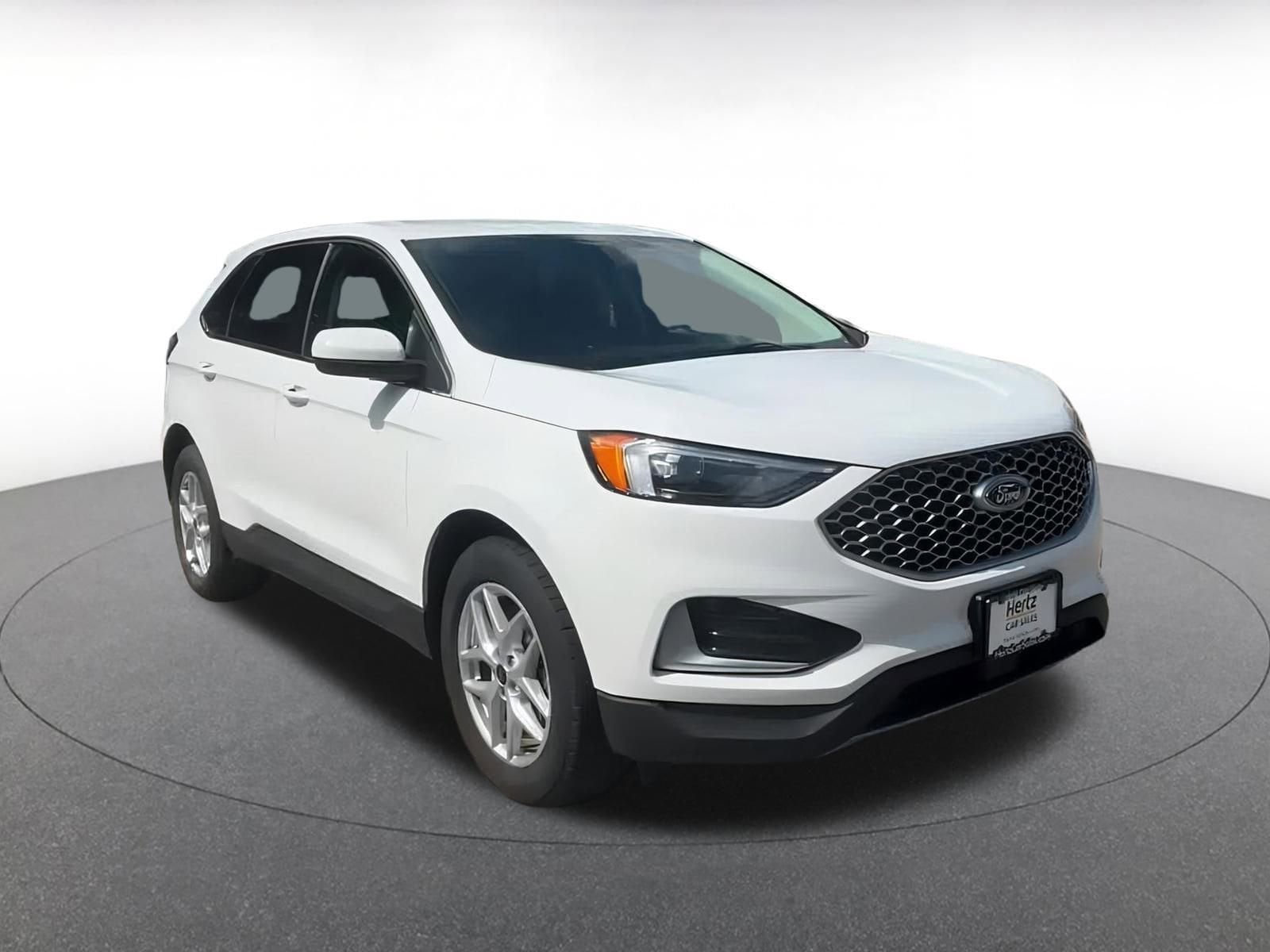 Thumbnail: 2024 Ford Edge - 3