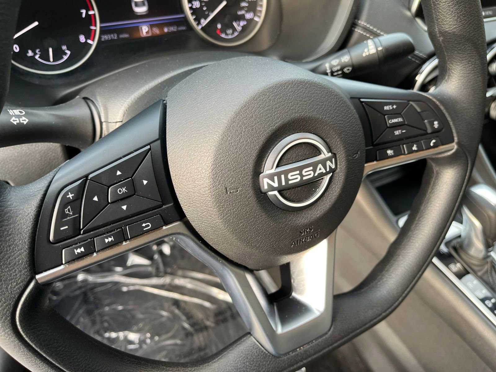 Thumbnail: 2025 Nissan Sentra - 24