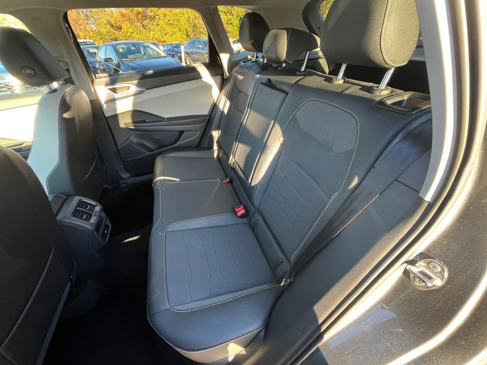 Thumbnail: 2025 Volkswagen Taos - 32