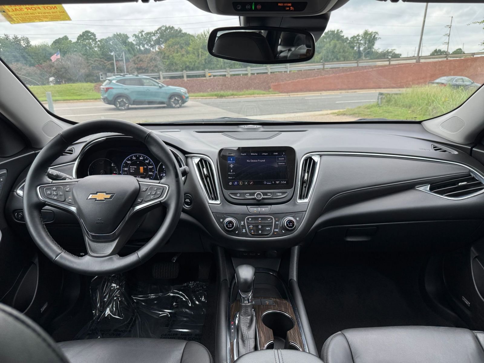 Thumbnail: 2024 Chevrolet Malibu - 28