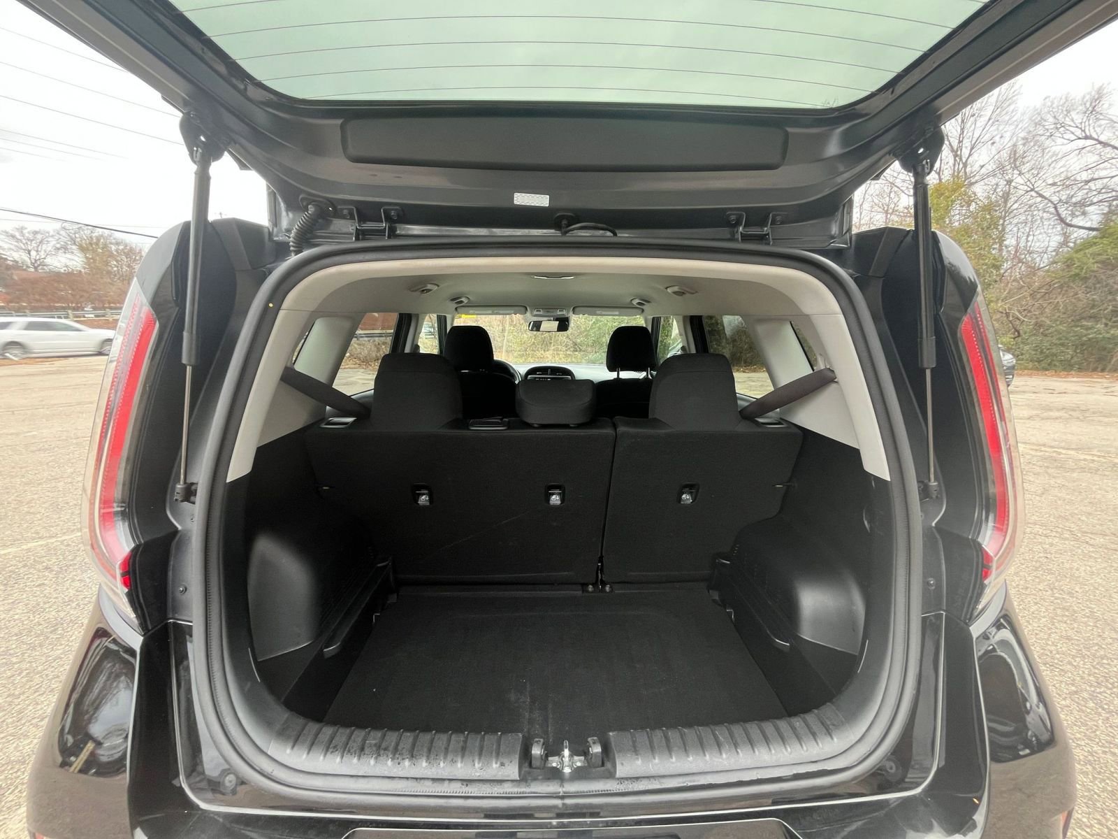 Thumbnail: 2025 Kia Soul - 25