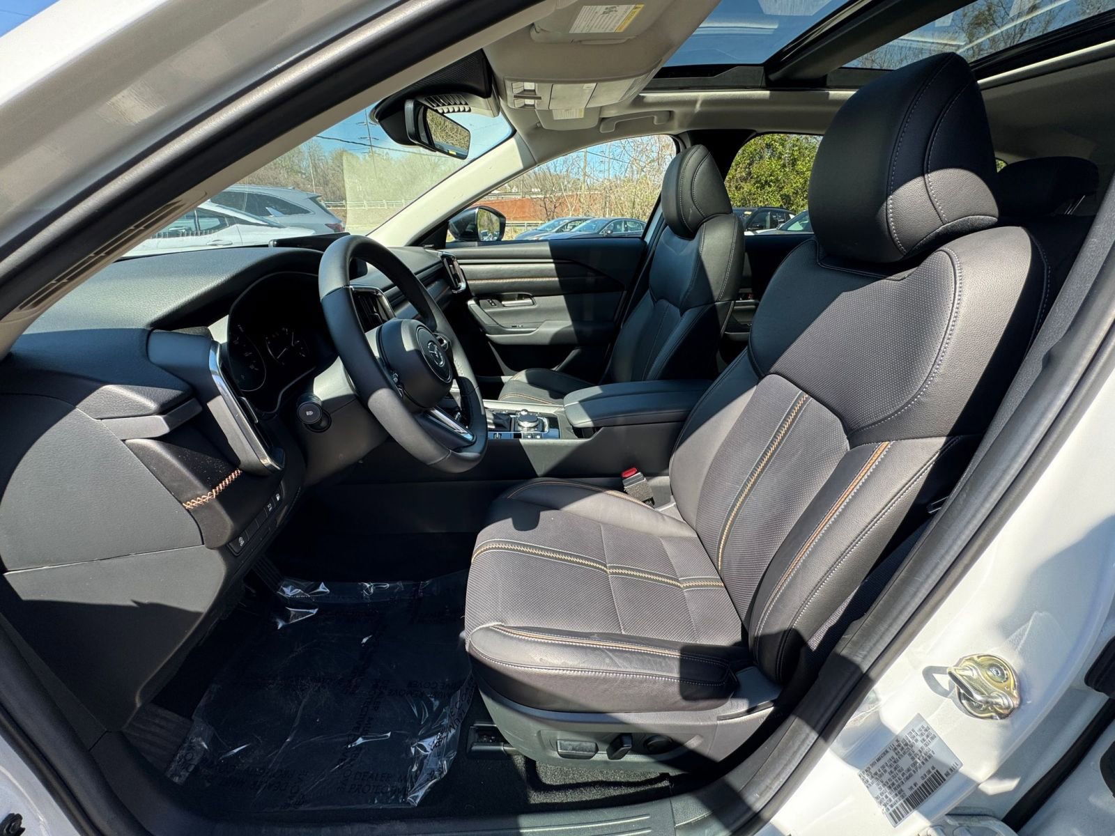 Thumbnail: 2025 Mazda CX-50 - 34