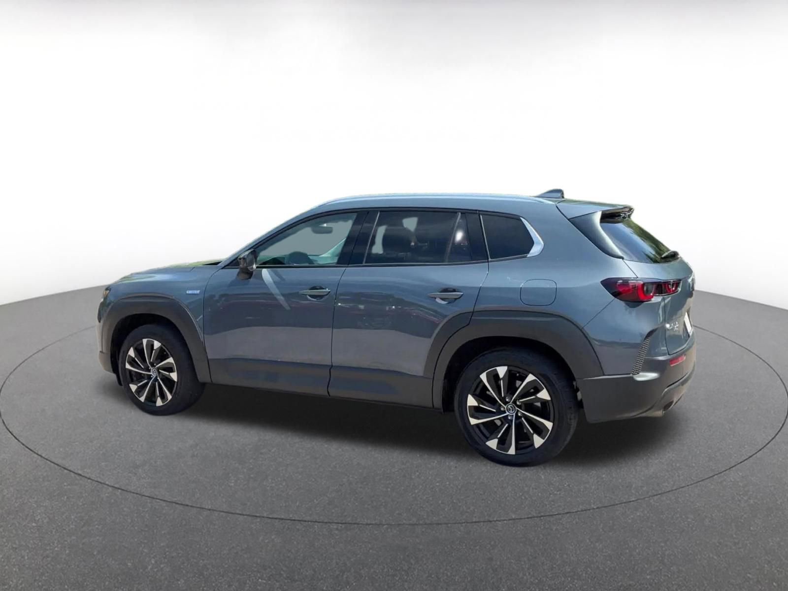 Thumbnail: 2025 Mazda CX-50 - 10