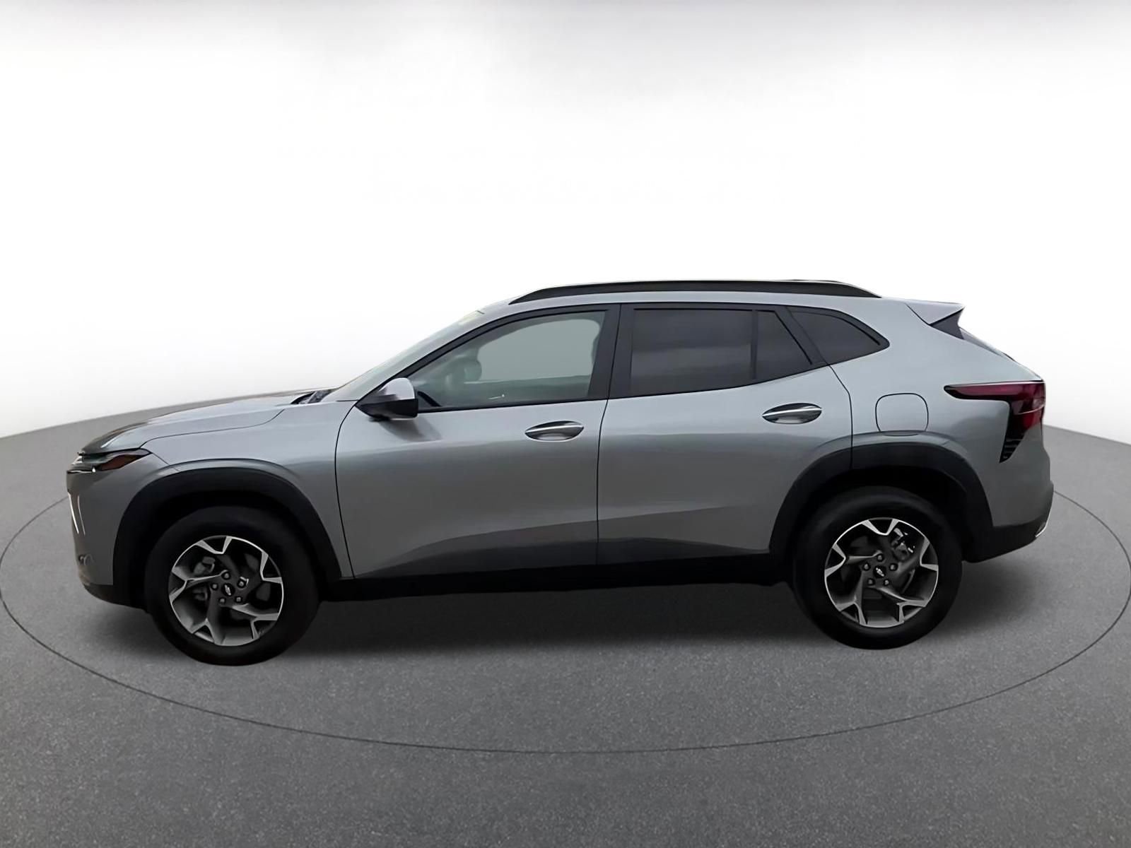 Thumbnail: 2025 Chevrolet Trax - 9