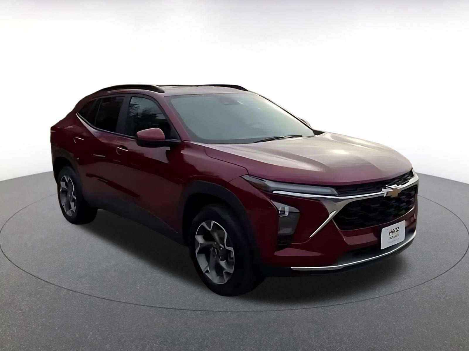 Thumbnail: 2025 Chevrolet Trax - 3