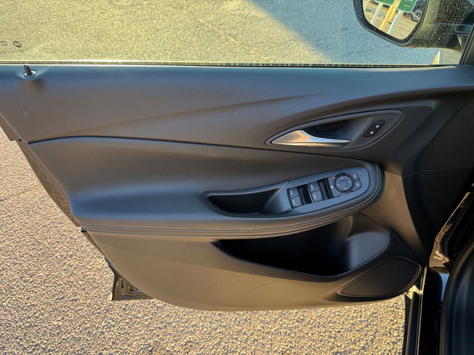 Thumbnail: 2025 Buick Encore GX - 18