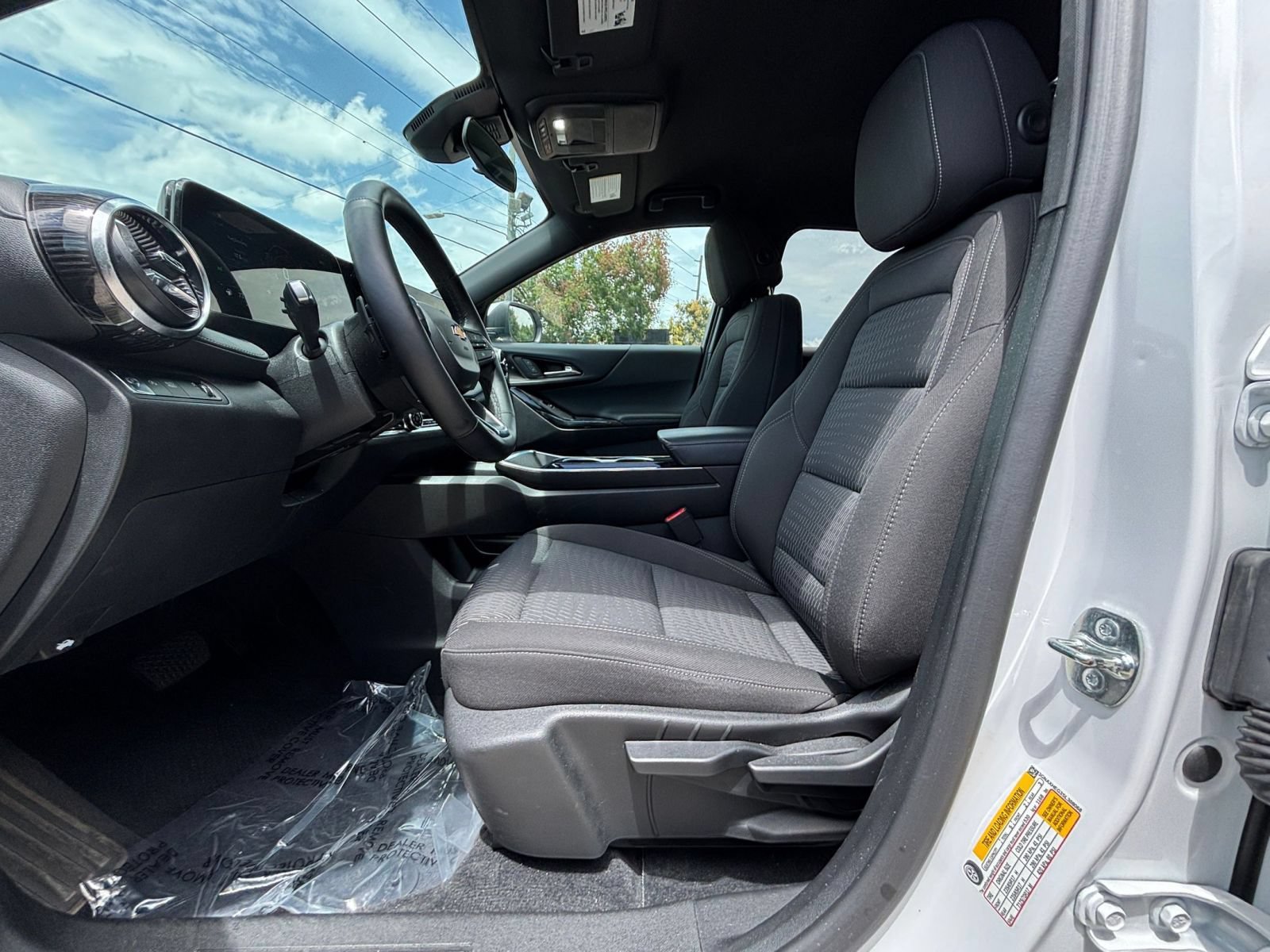 Thumbnail: 2025 Chevrolet Equinox - 22