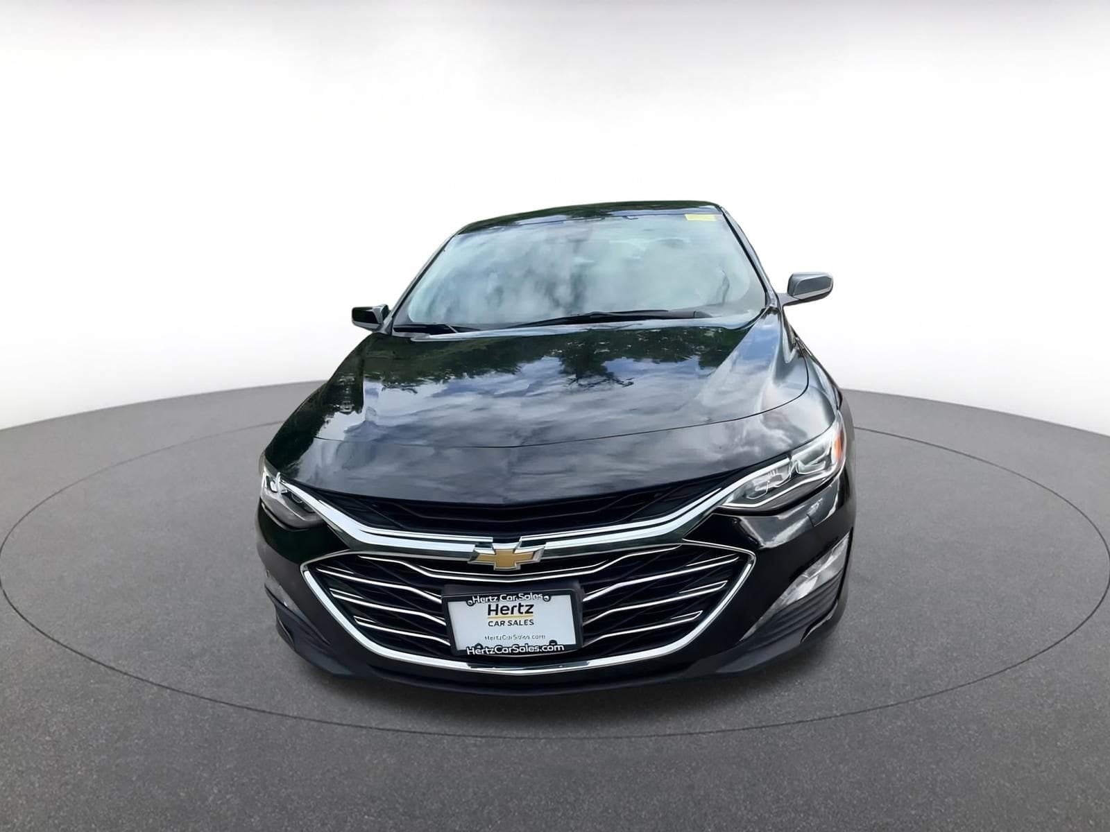 Thumbnail: 2024 Chevrolet Malibu - 4