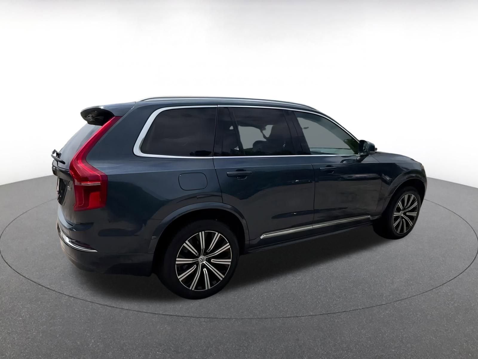 Thumbnail: 2023 Volvo XC90 - 14